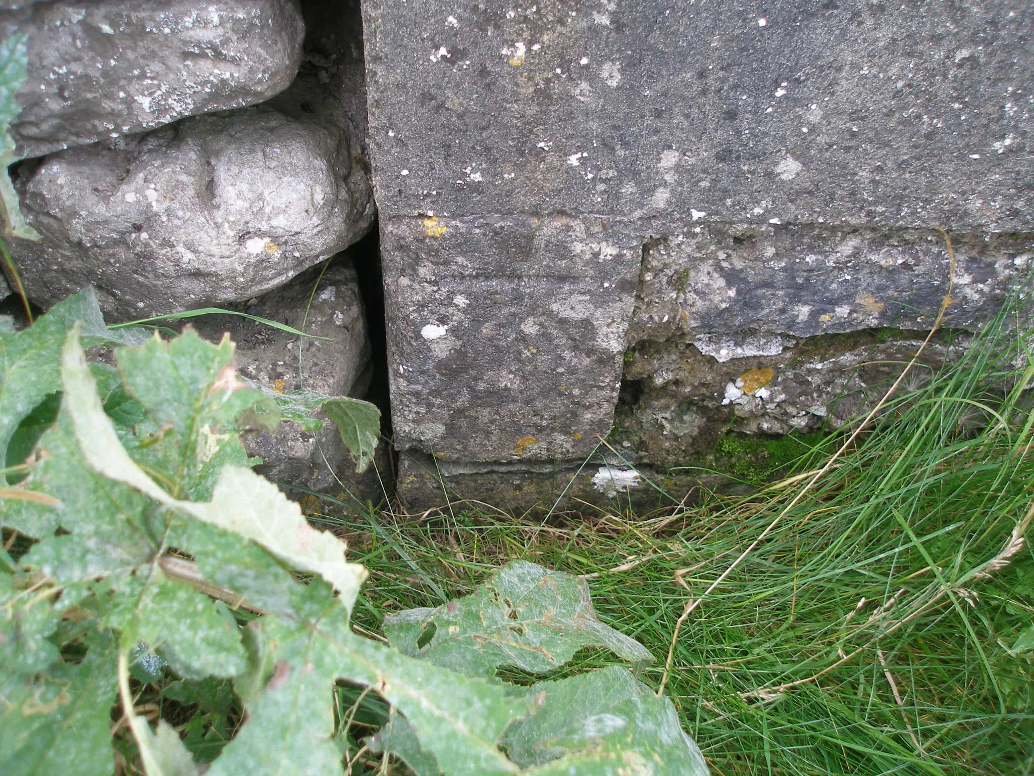 Photo showing: Benchmark near Selside Cottages
