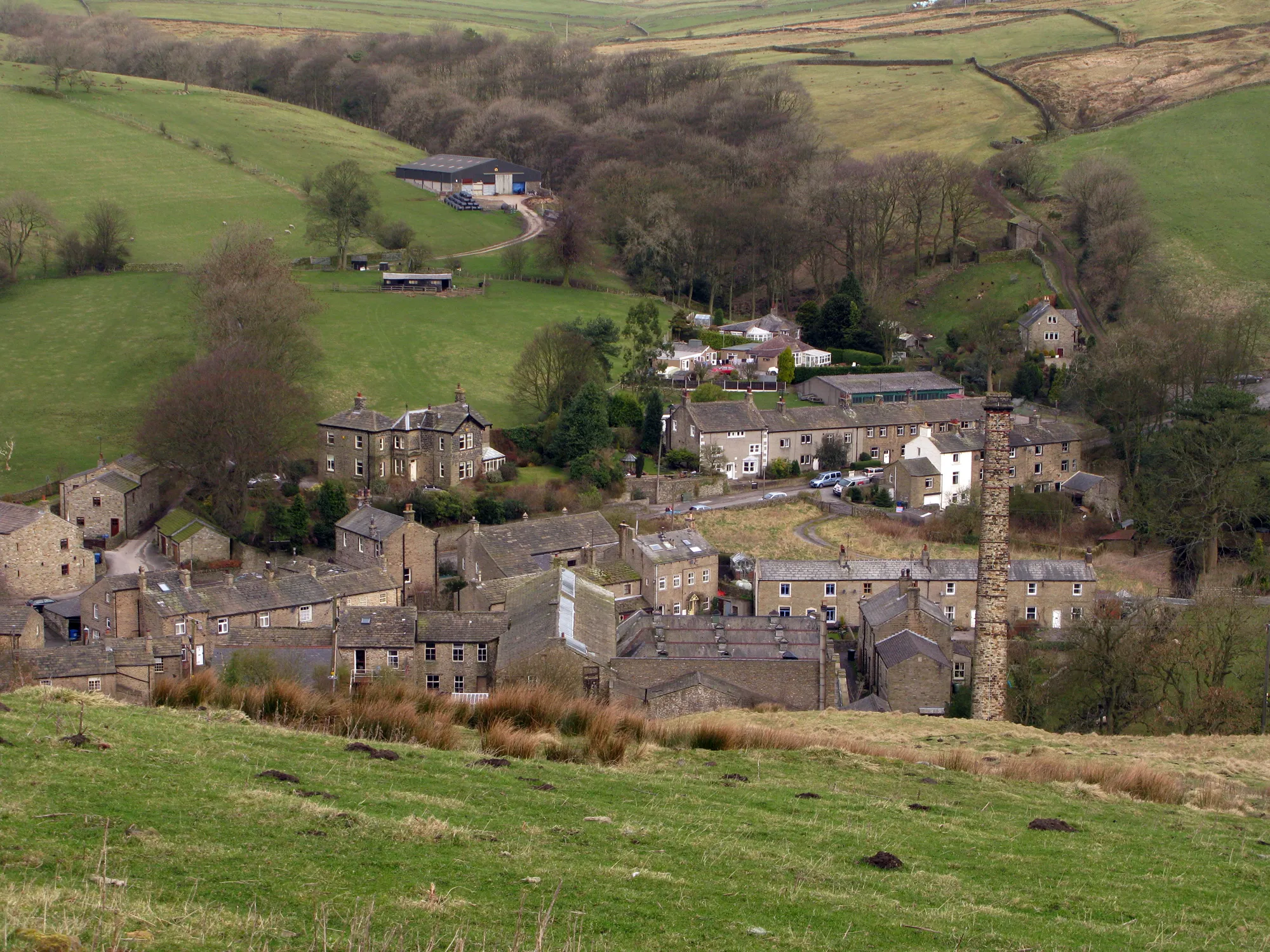 Photo showing: Lothersdale from the Pennine Way
