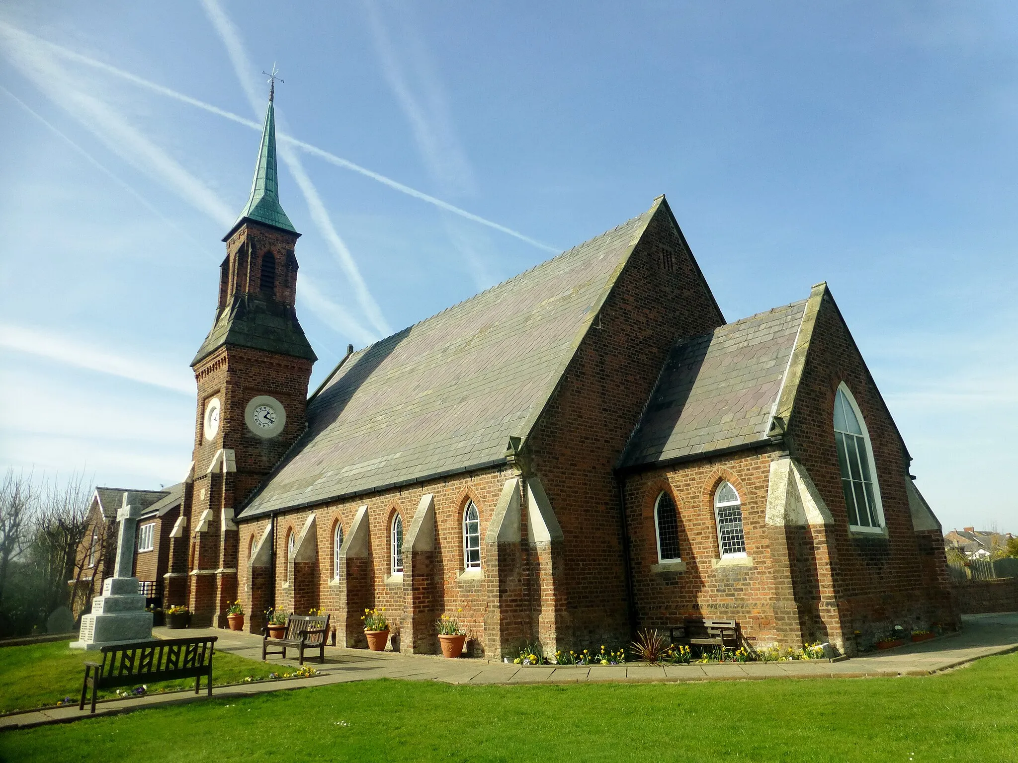 Photo showing: St Stephen's Church, Banks