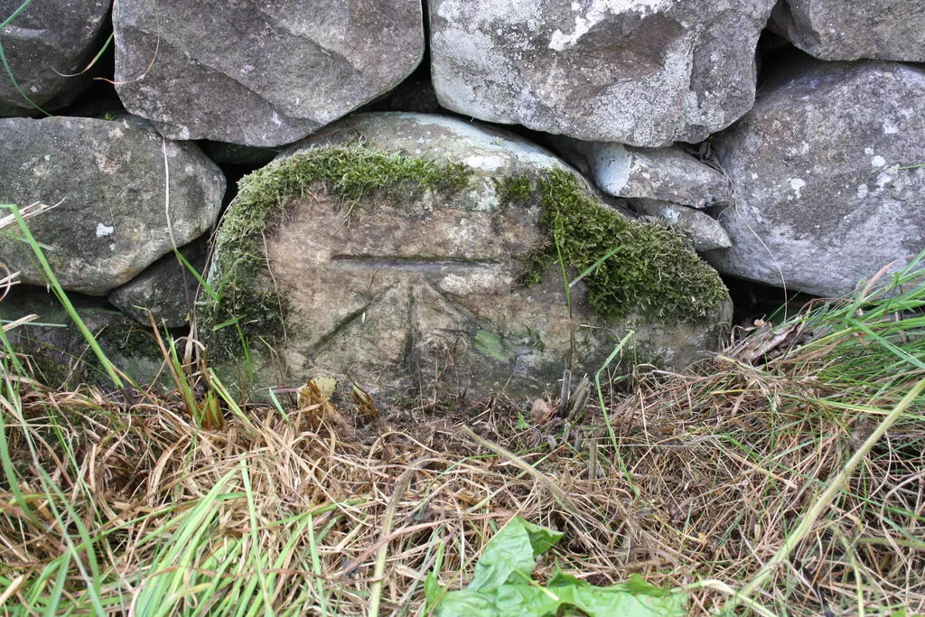 Photo showing: Benchmark at cross roads north of Egholme Farm