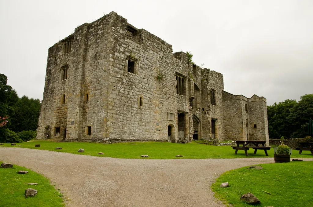 Photo showing: Barden Tower