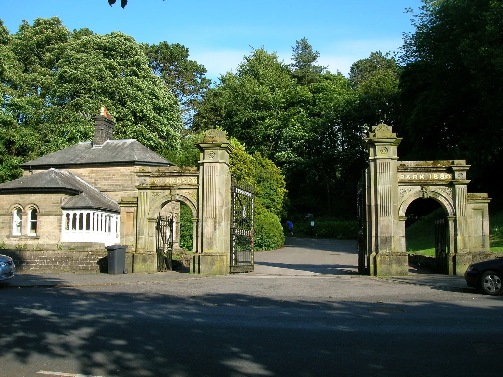 Photo showing: Entrance to Wiliamson Park, Lancaster