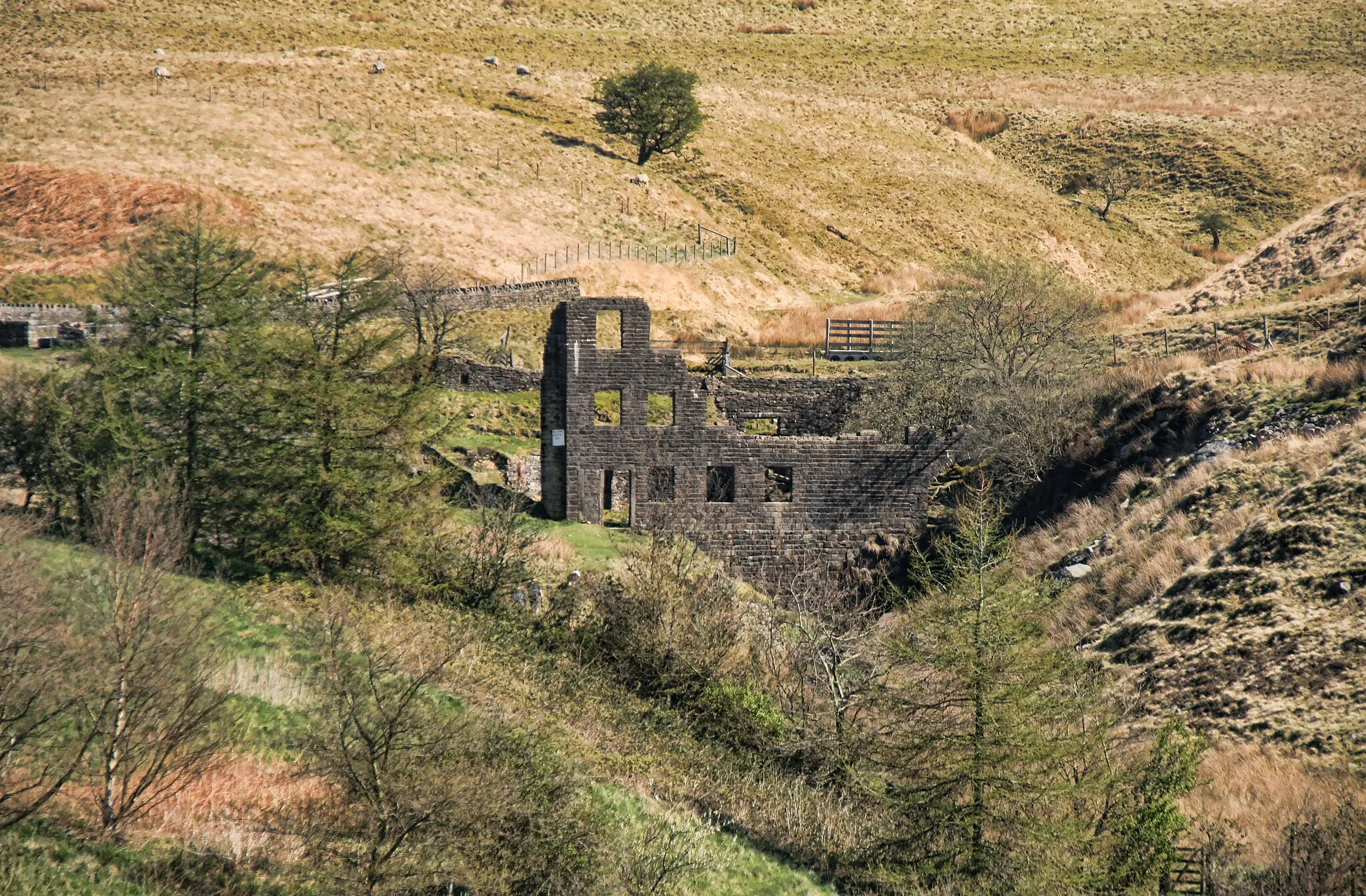 Photo showing: Lumb Bridge