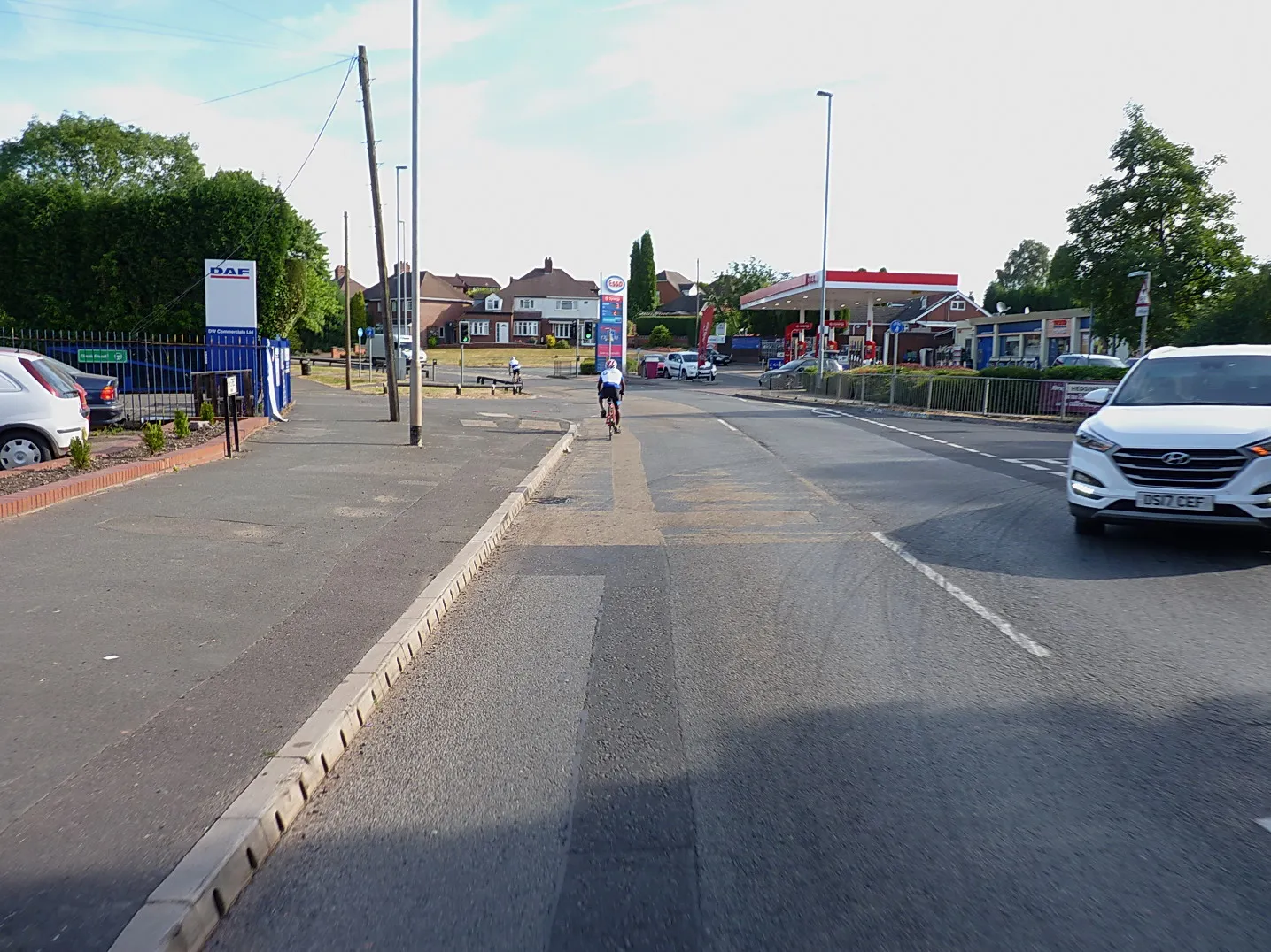 Photo showing: A51 at its junction with Hedging Lane
