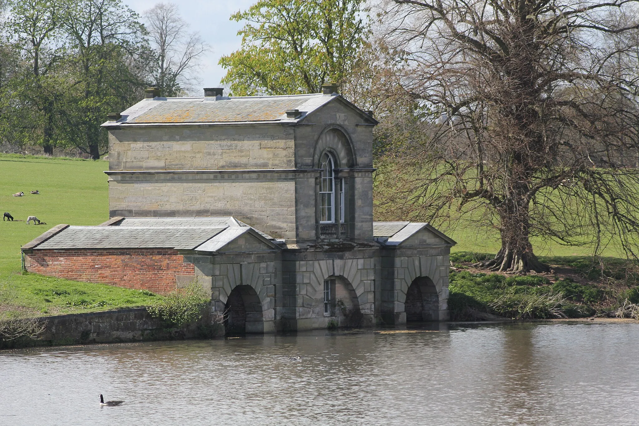 Photo showing: Boathouse, Kedleston Hall