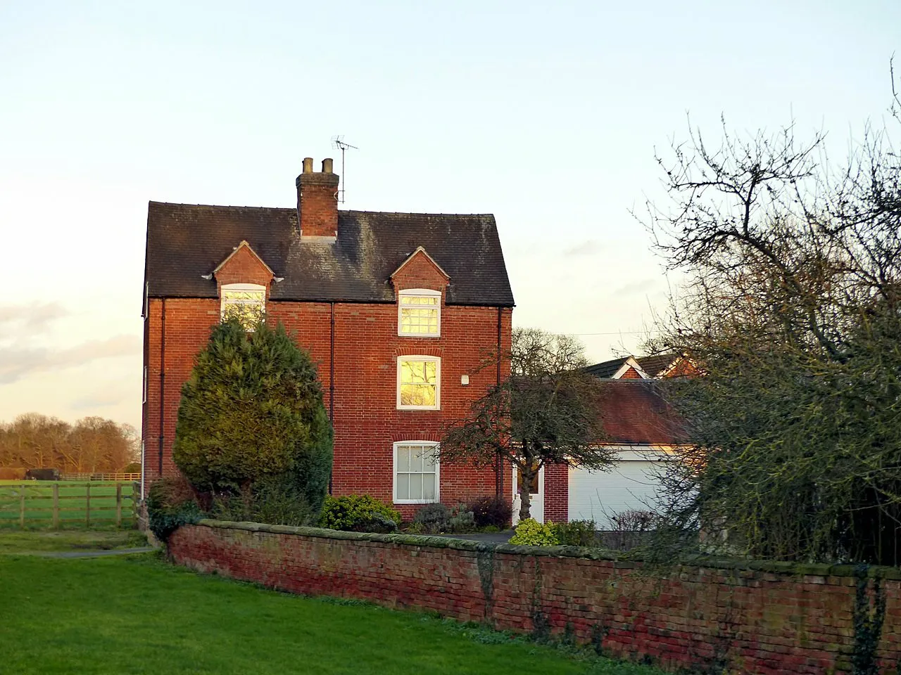 Photo showing: Photograph of 83 London Road, Shardlow, Derbyshire, England