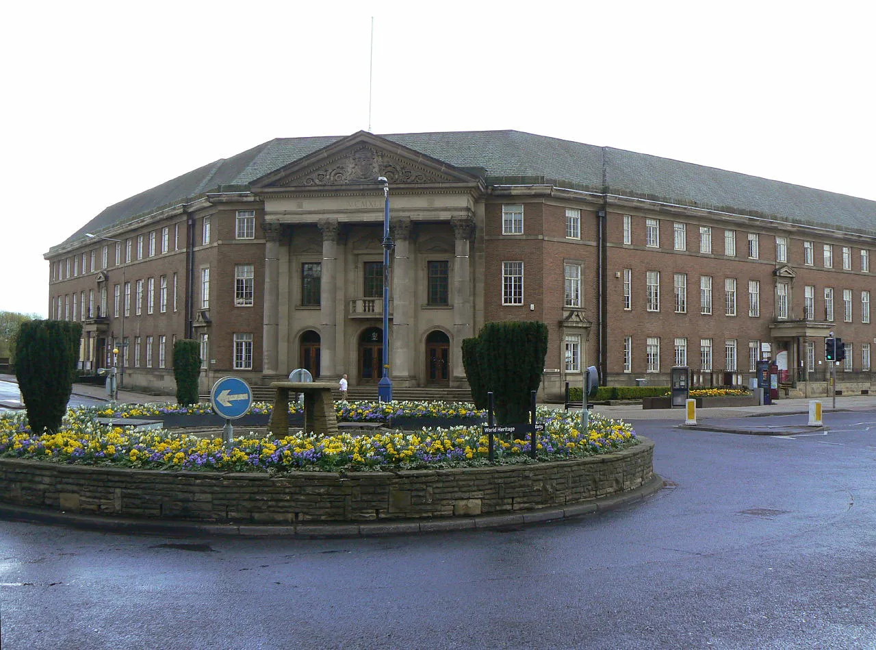 Photo showing: Derby Council House