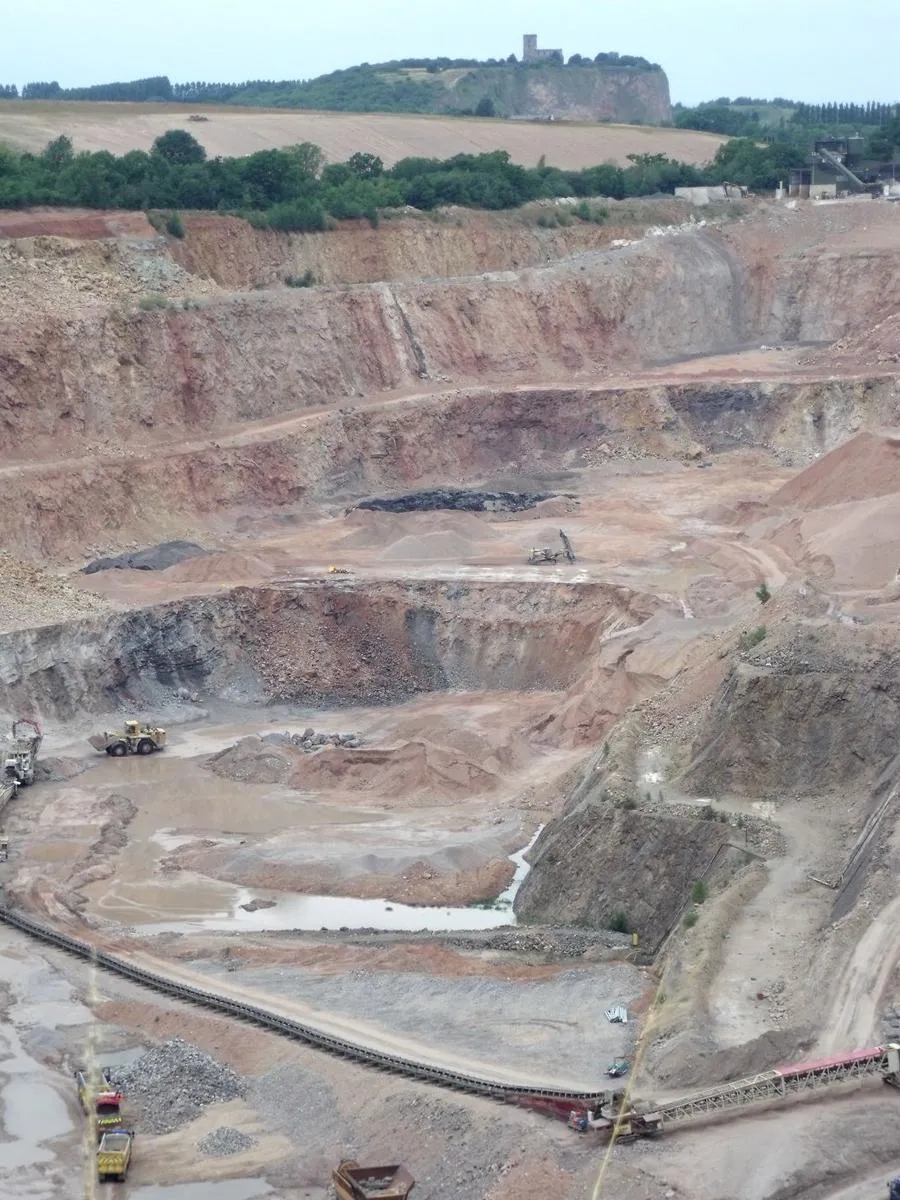 Photo showing: Cloud Hill Quarry