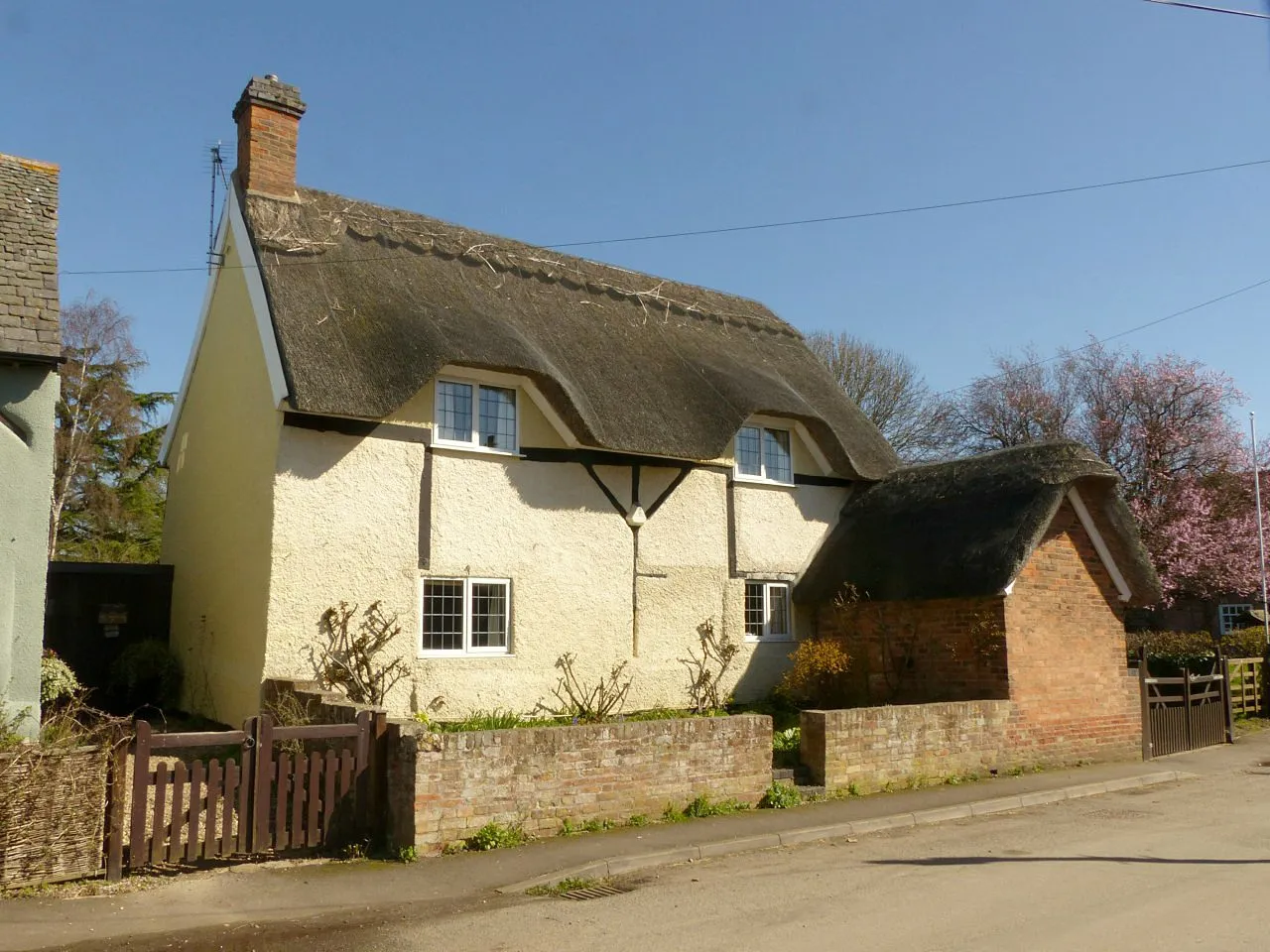 Photo showing: 14 Main Street, Barsby