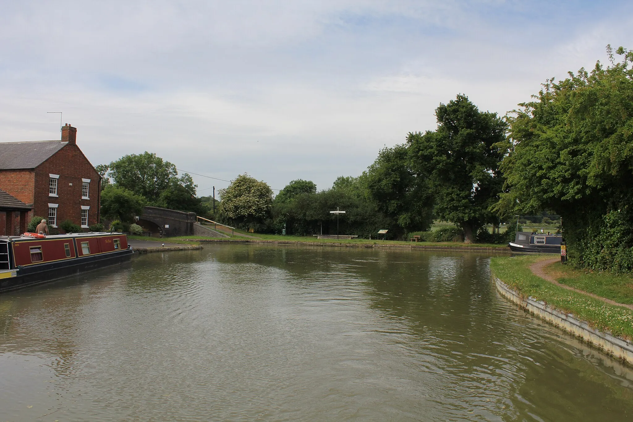 Photo showing: Gayton Junction from Grand Union Canal Northampton Branch
