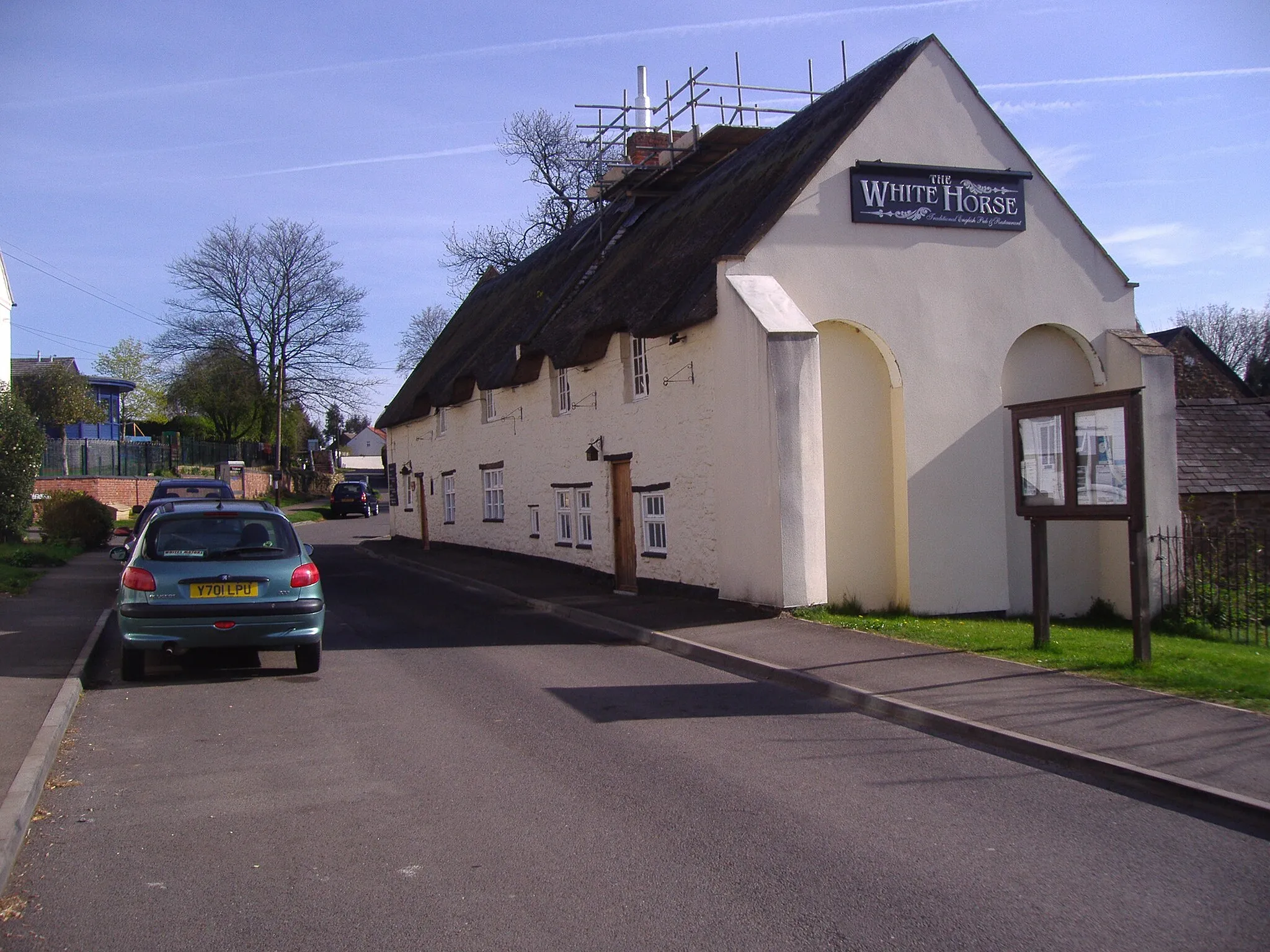Photo showing: White Hourse Public House, Daventry, Northamptonshire