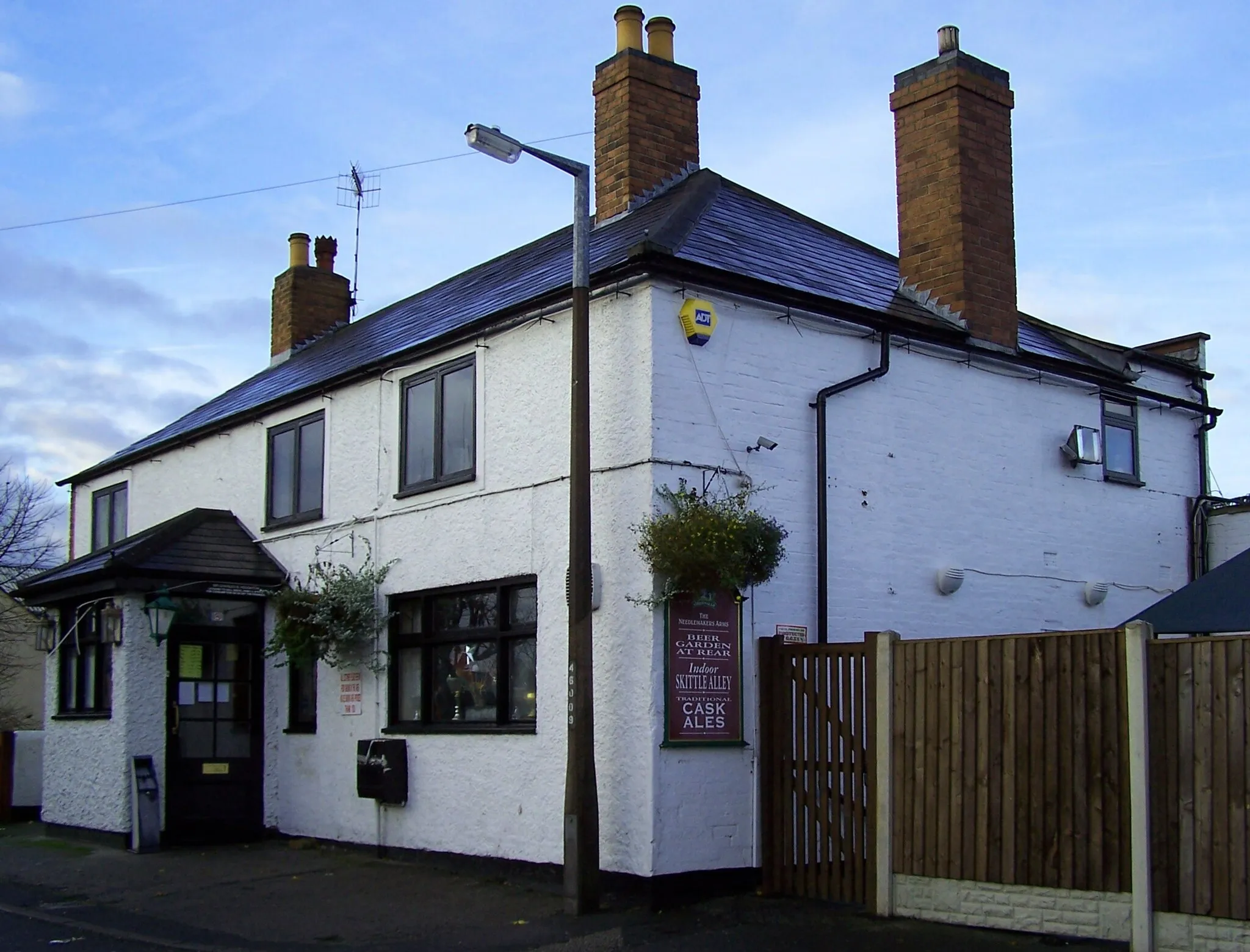 Photo showing: The Needlemakers Arms, Kensington Street, Ilkeston, Derbyshire