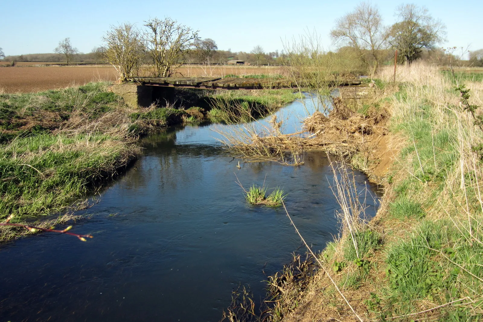 Photo showing: Bridge over the river Tove