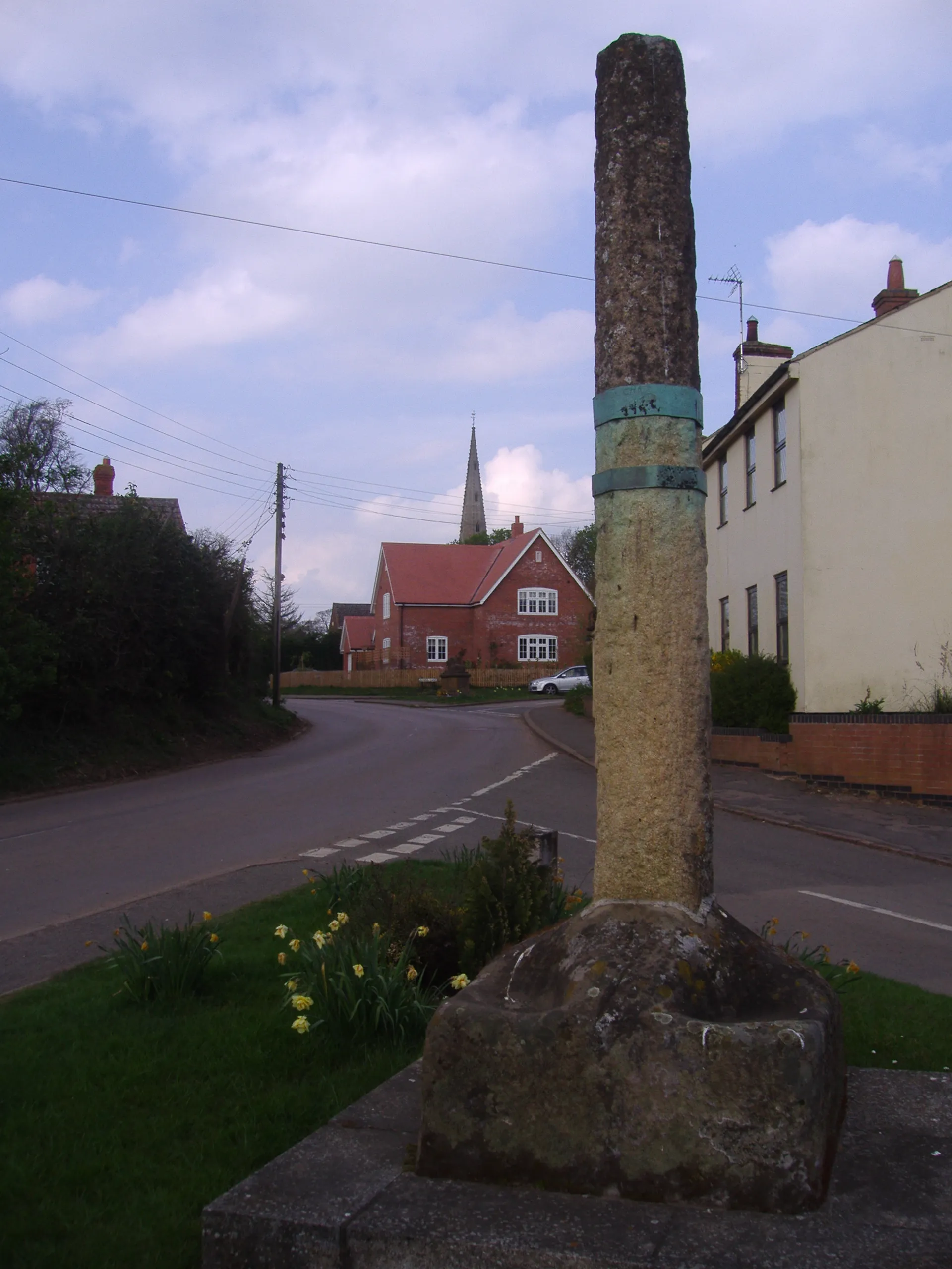 Photo showing: A Digital Photograph of the old Market Cross in the Village of Naseby