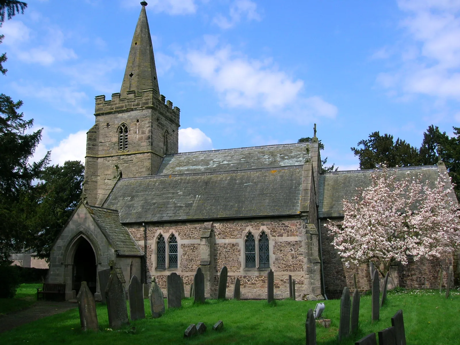 Photo showing: Fenny Drayton, St Michael and all Angels.