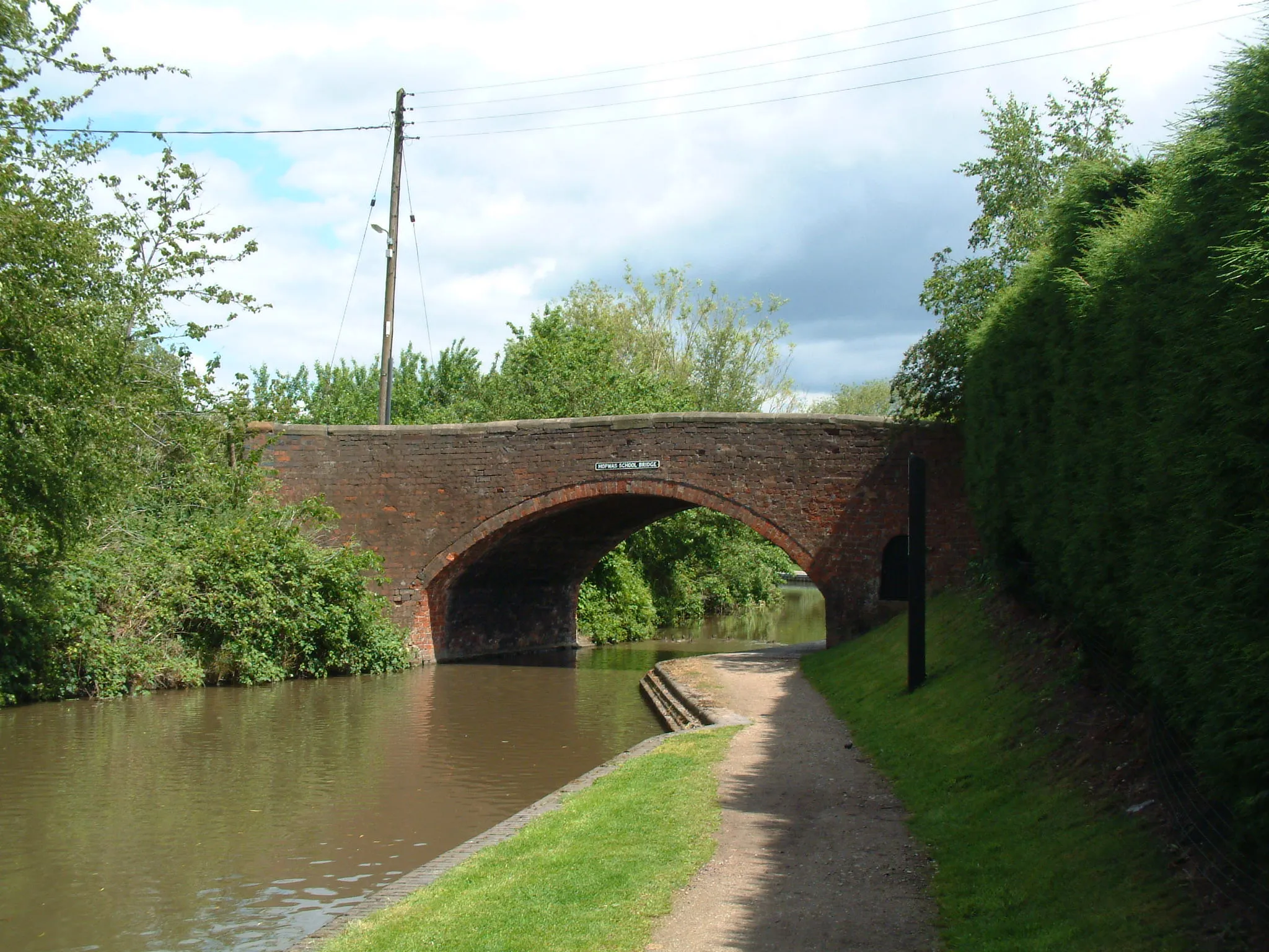 Photo showing: Birmingham &  Fazeley Canal, Hopwas