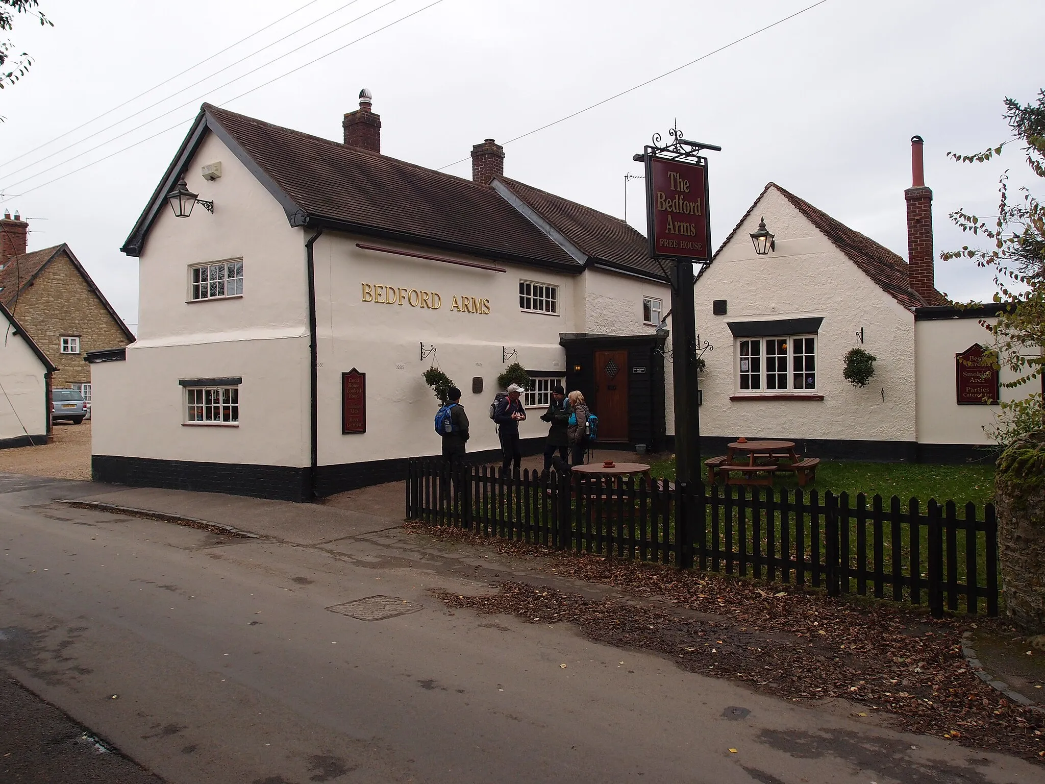 Photo showing: The Bedford Arms