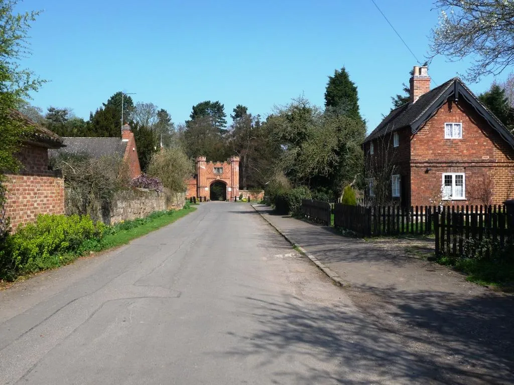 Photo showing: Church Lane, Thrumpton [2]