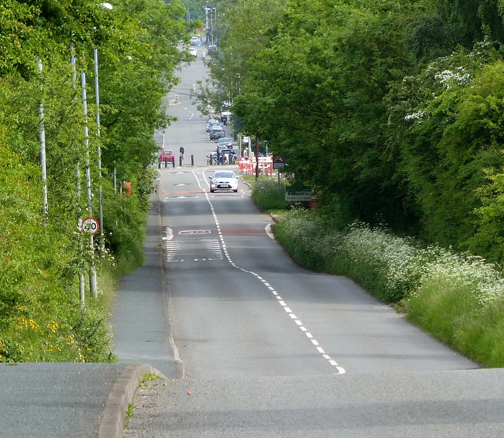 Photo showing: Descending along Station Road towards Bagworth