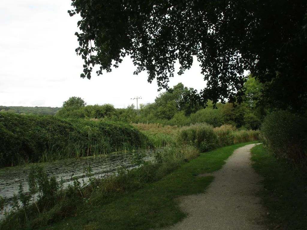 Photo showing: Approaching the Devil's Elbow