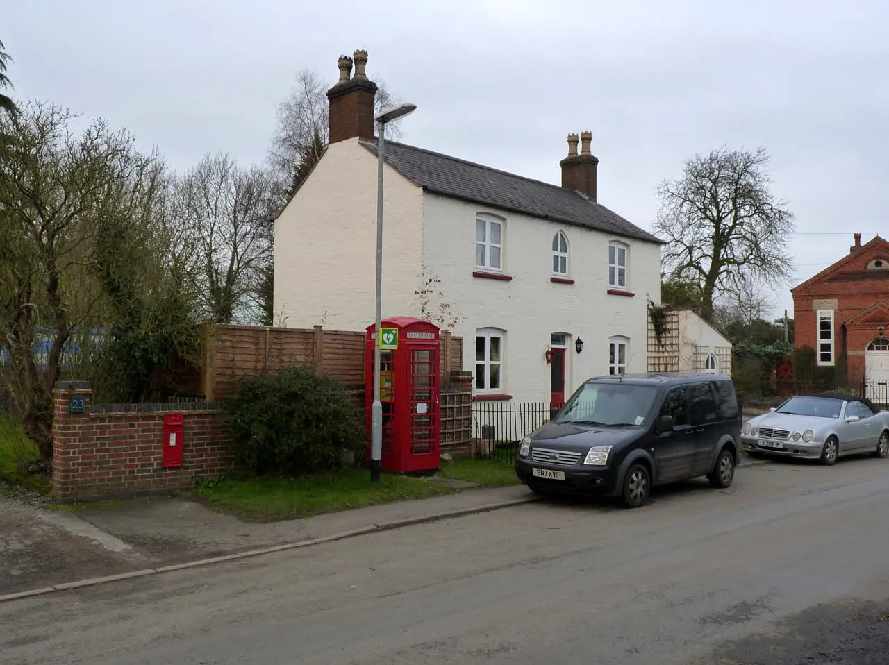 Photo showing: Postbox and telephone kiosk, Grimston