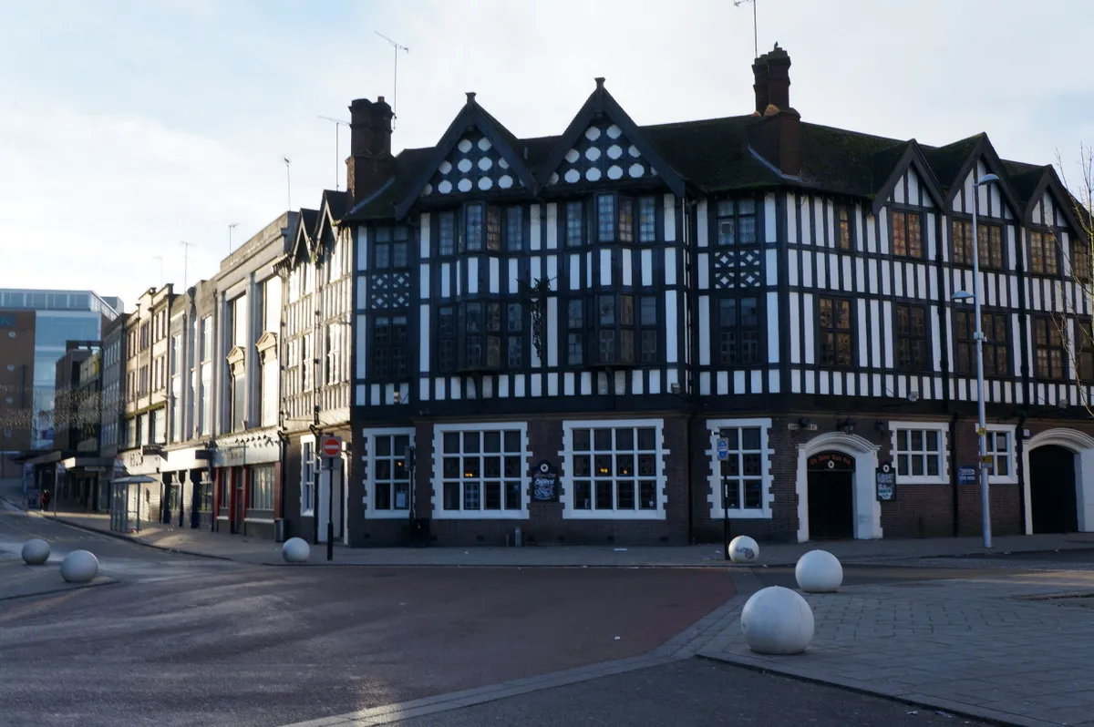 Photo showing: The Tudor Rose, Coventry