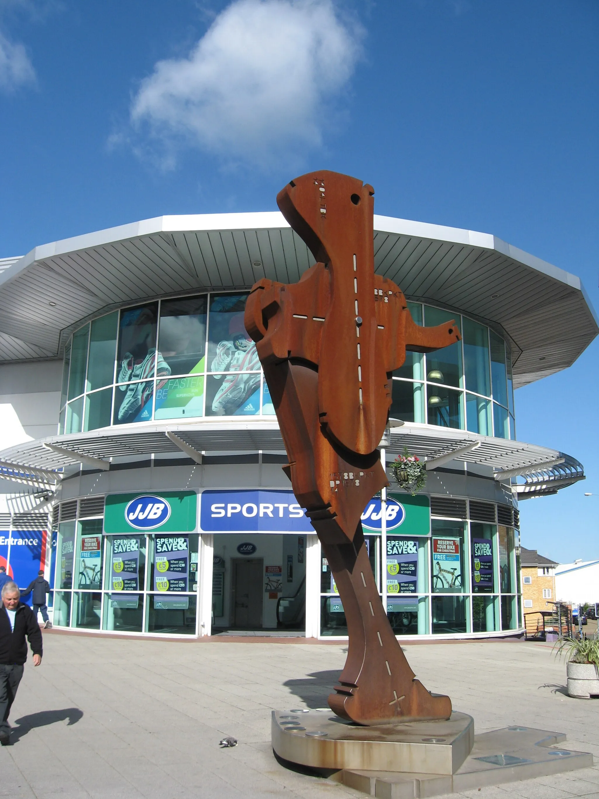 Photo showing: The Signaler, Rushes Retail Park, Loughborough