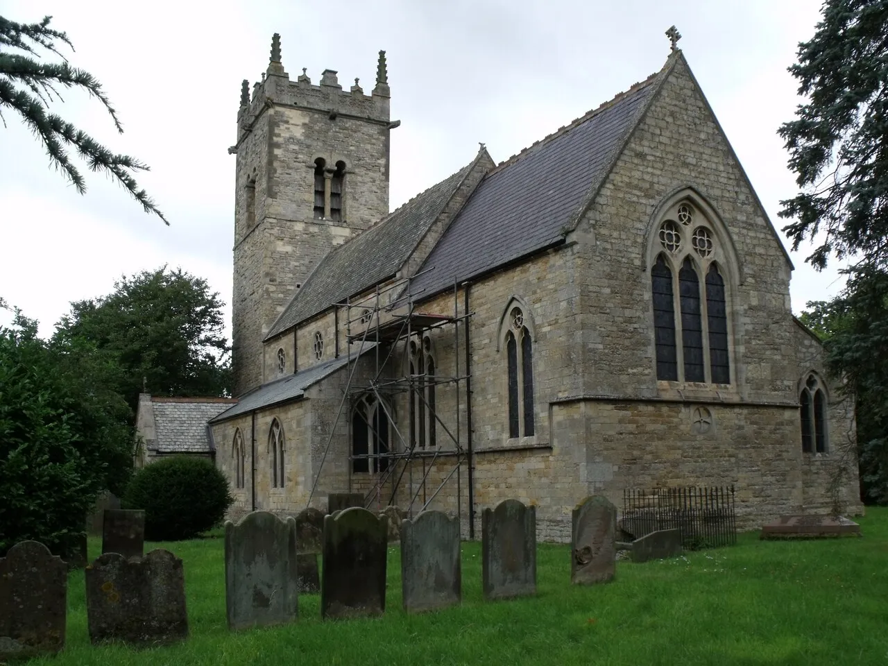 Photo showing: All Saints Church, Harmston
