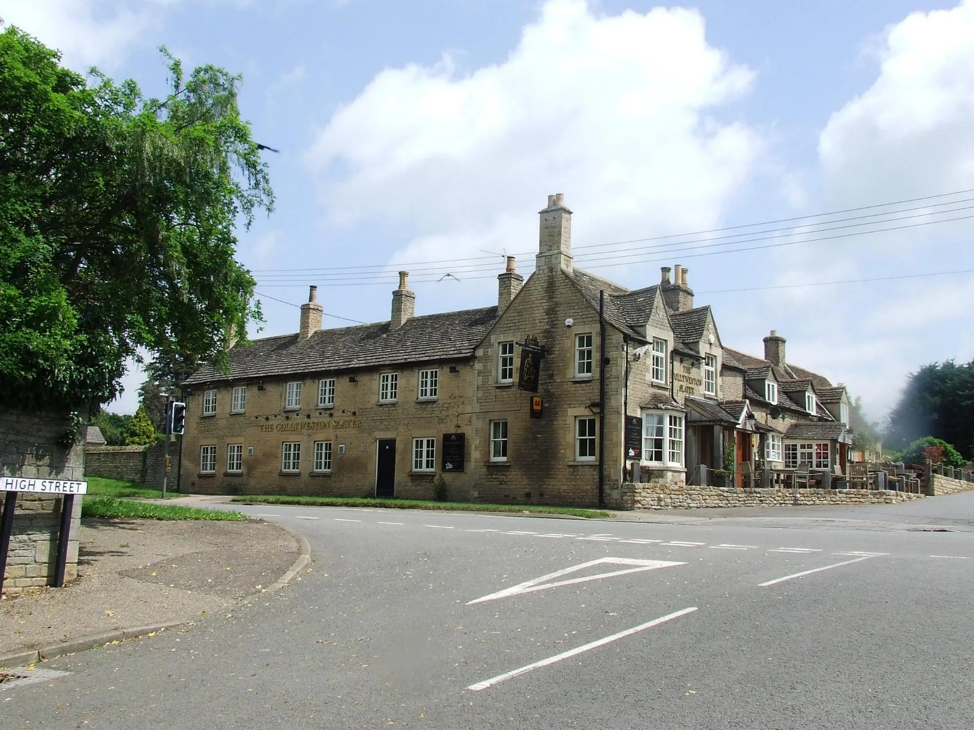 Photo showing: The Collyweston Arms