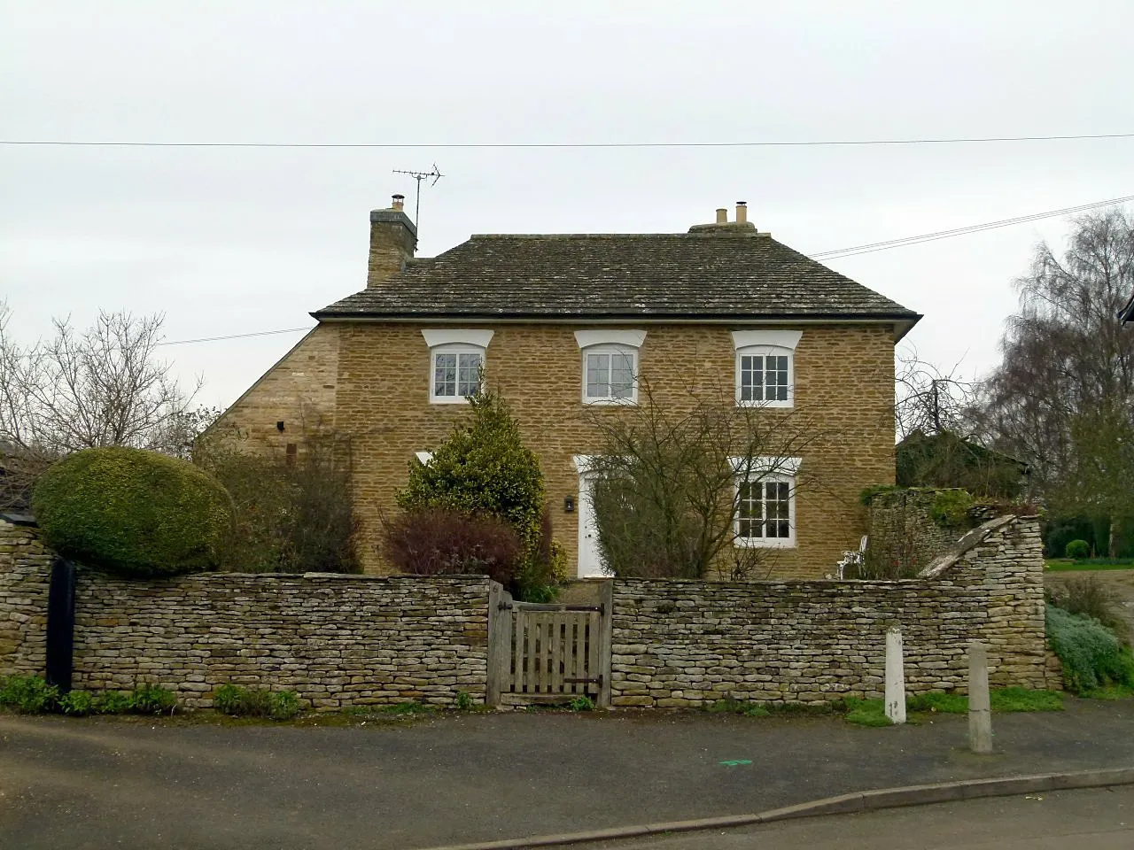 Photo showing: 6 Church Street, Wing (formerly Manor farmhouse)