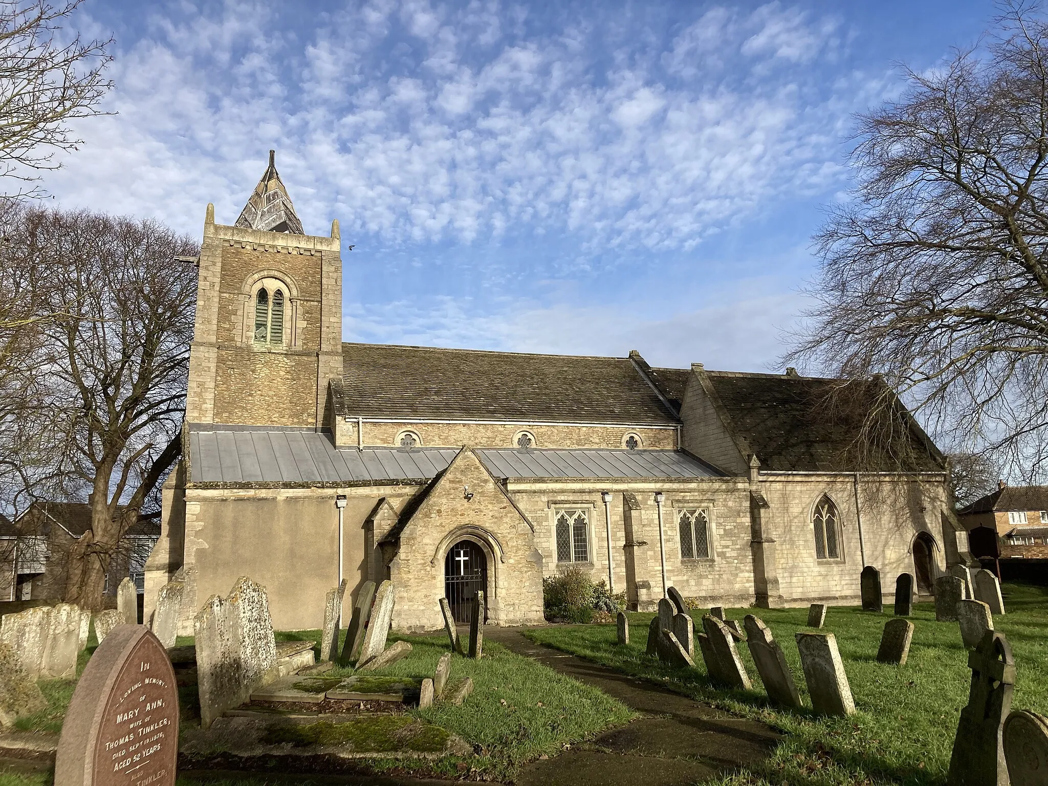 Photo showing: Photo of St. Mary’s church in Farcet from the churchyard showing various styles of construction