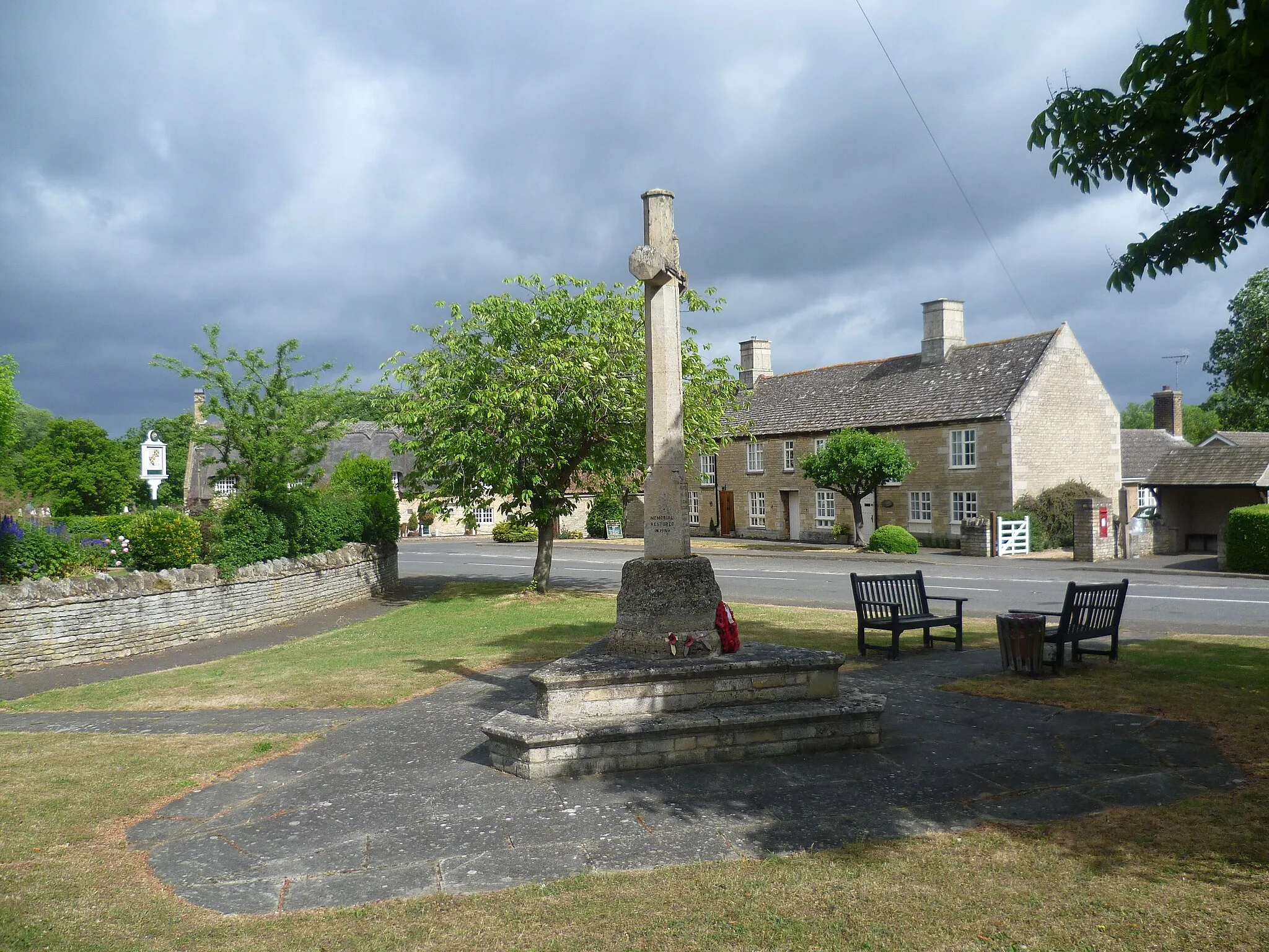 Photo showing: Marholm War Memorial