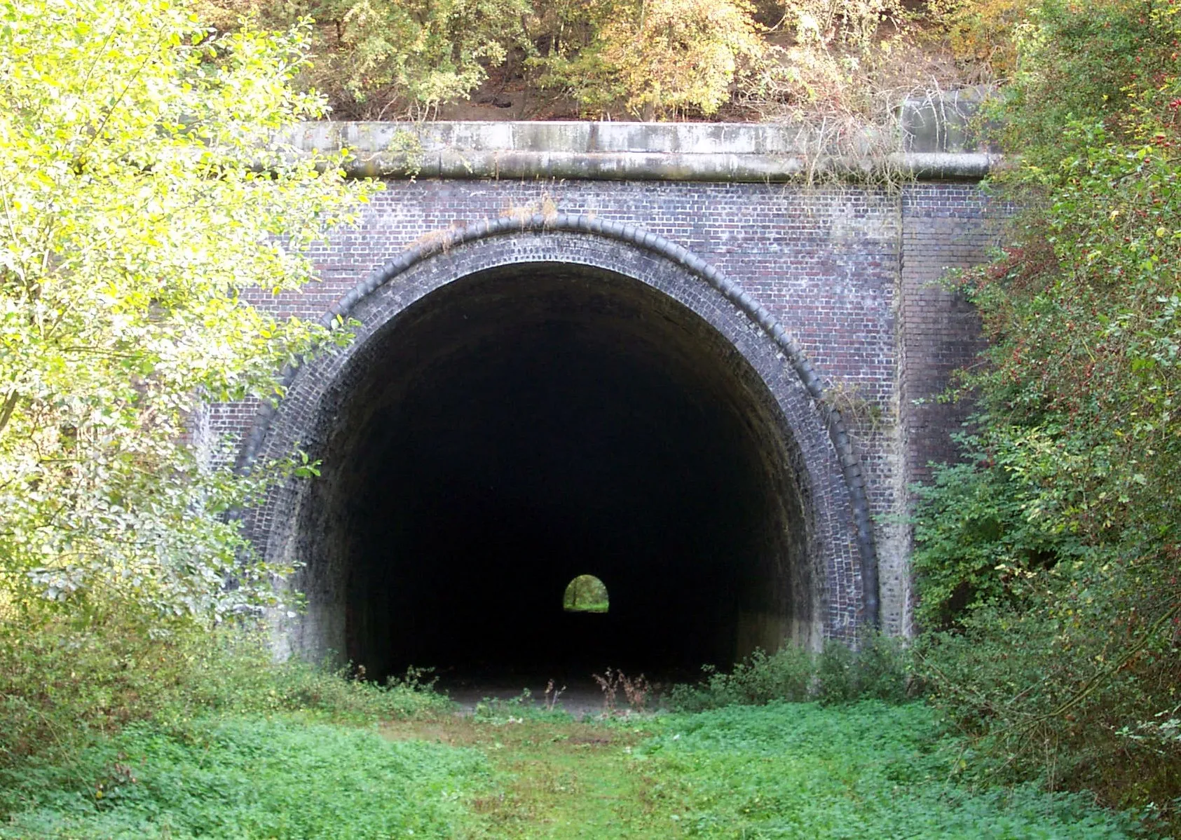 Photo showing: Toft railway tunnel near Bourne, Lincolnshire