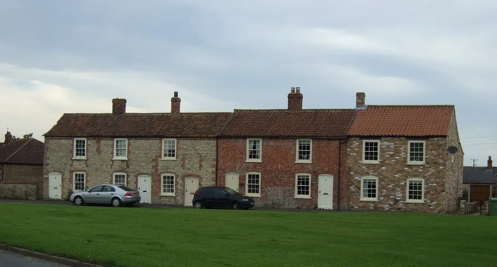 Photo showing: Cottages, Waddingham