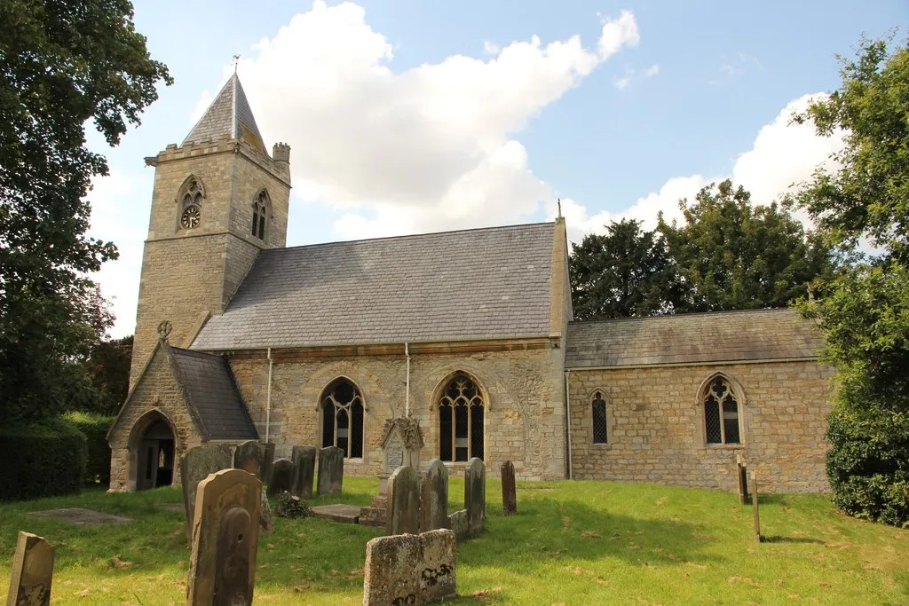 Photo showing: St.Peter & St.Paul's church