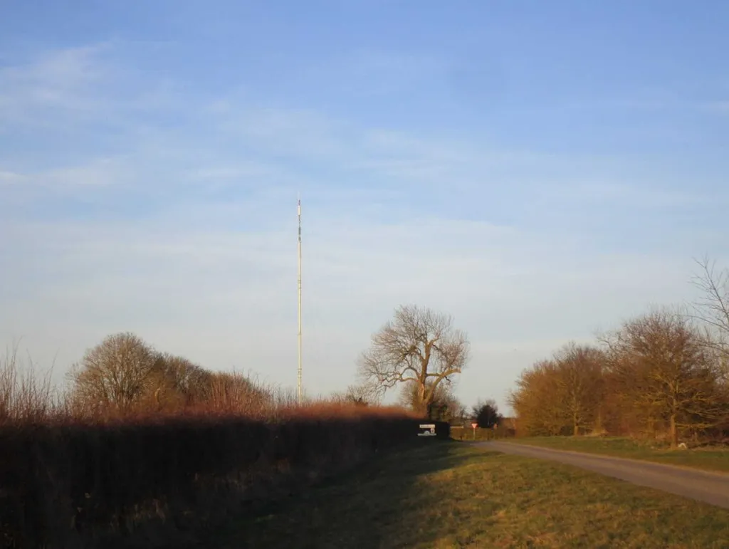 Photo showing: Approaching the road junction near Springfield Farm