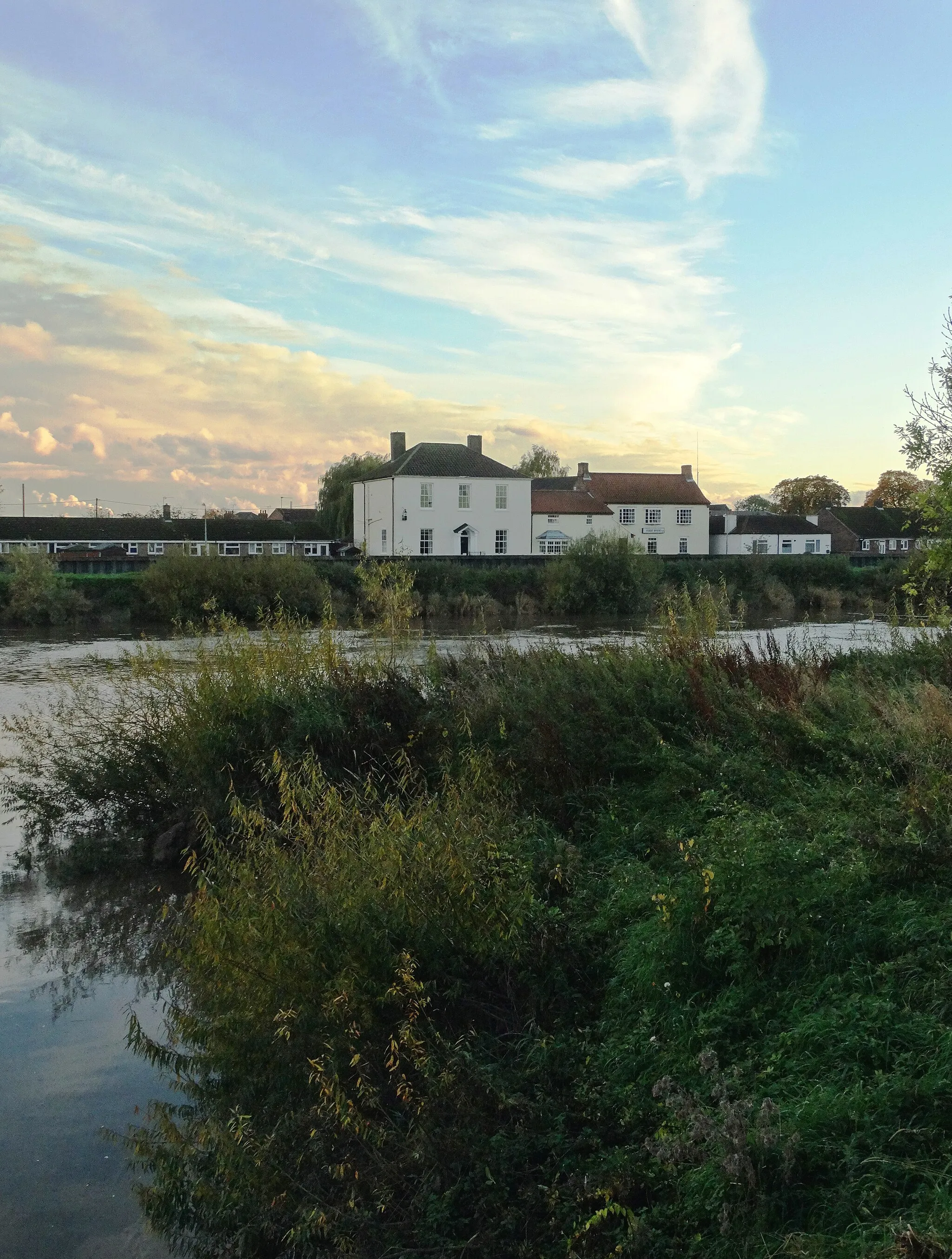 Photo showing: View to East Stockwith