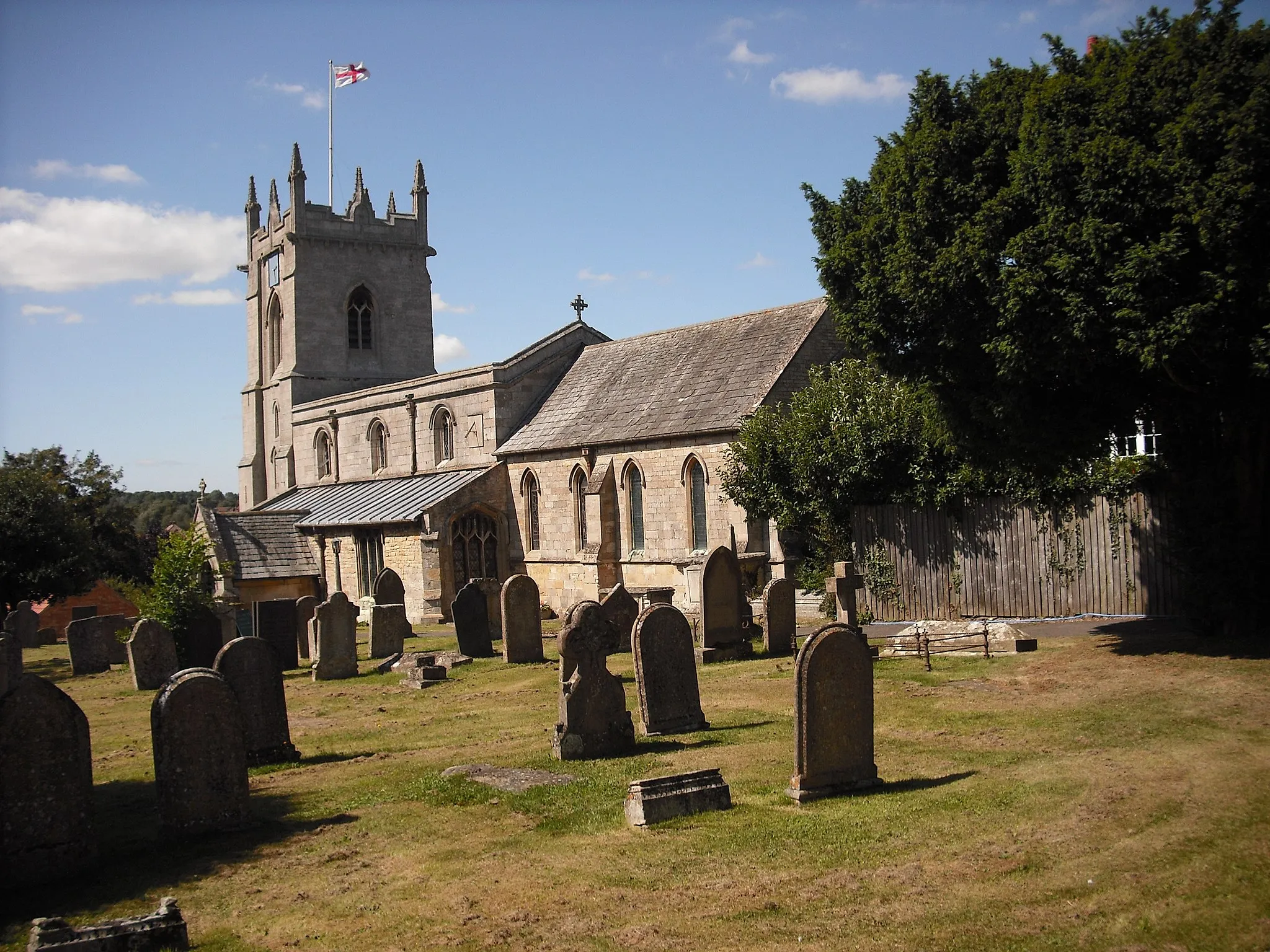 Photo showing: St John the Baptist, Colsterworth  - from churchyard, southeast