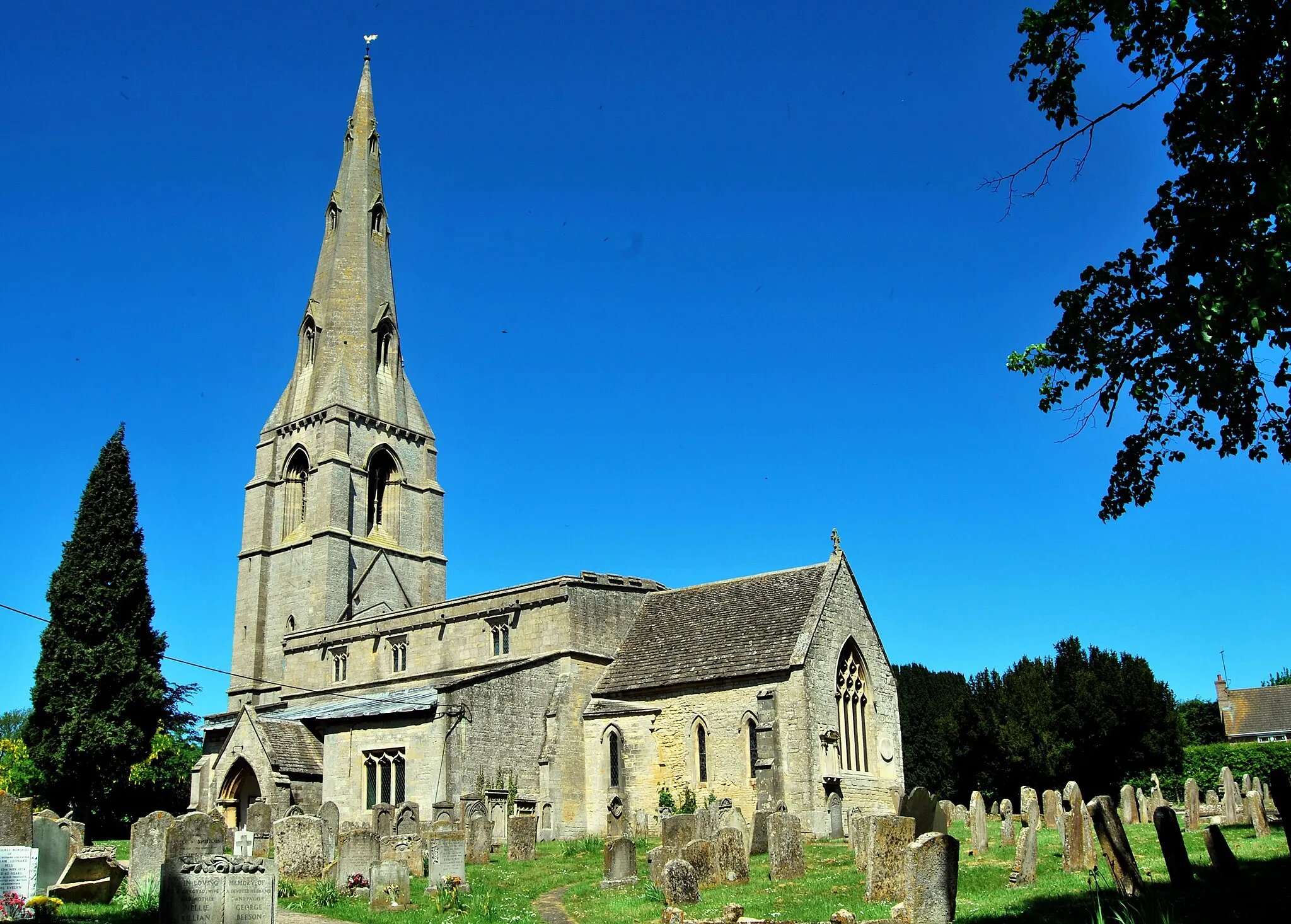 Photo showing: St Mary the Virgin parish church, Greetham, Rutland, seen from the south