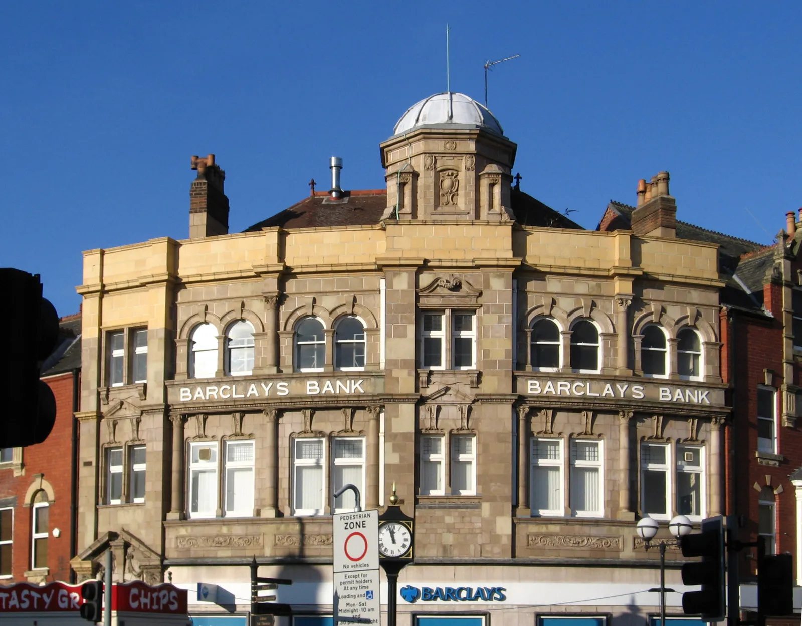 Photo showing: Worksop - Barclays Bank
