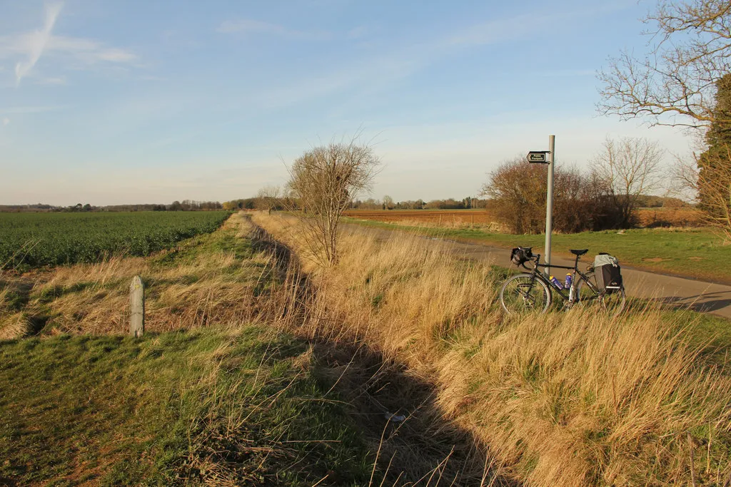 Photo showing: Bloxholm farmland