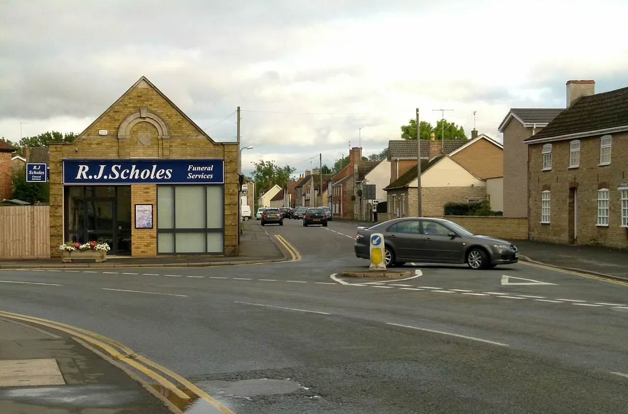 Photo showing: Bridge Street, Deeping St James