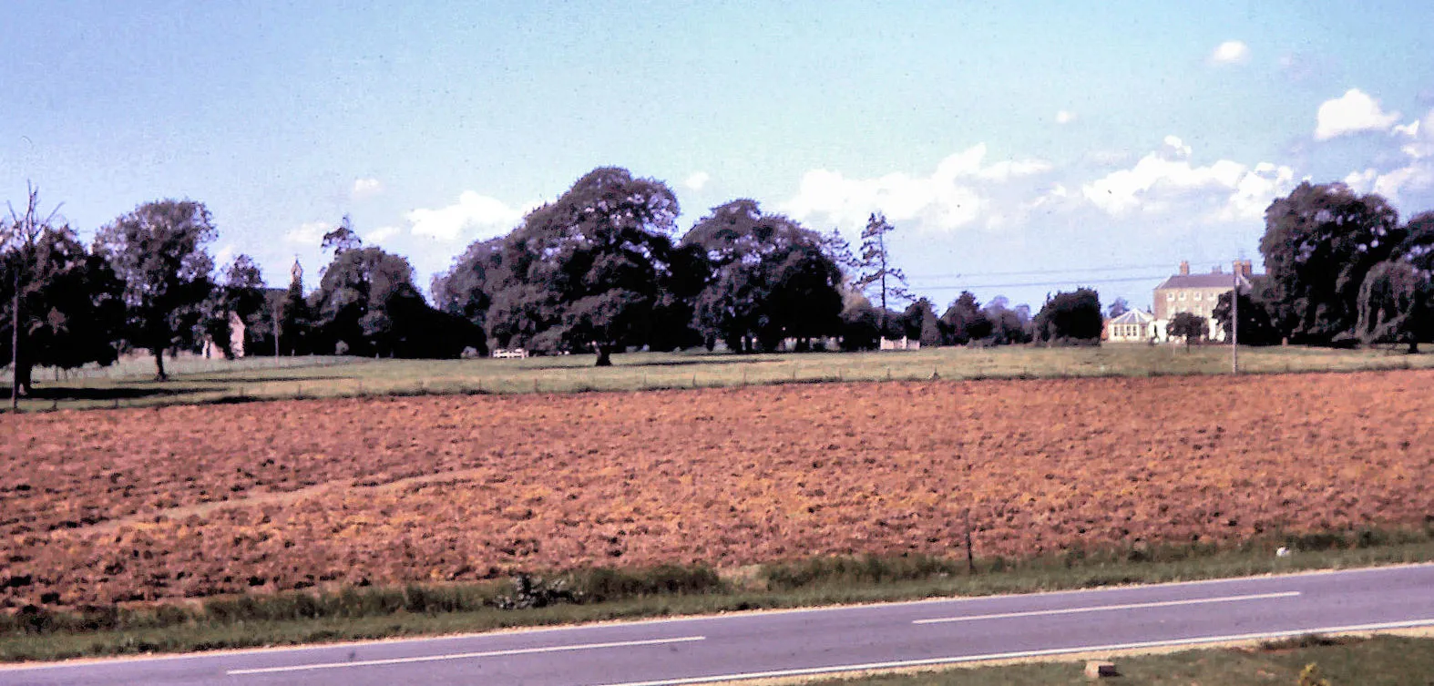 Photo showing: Brothertoft Church Halland Park