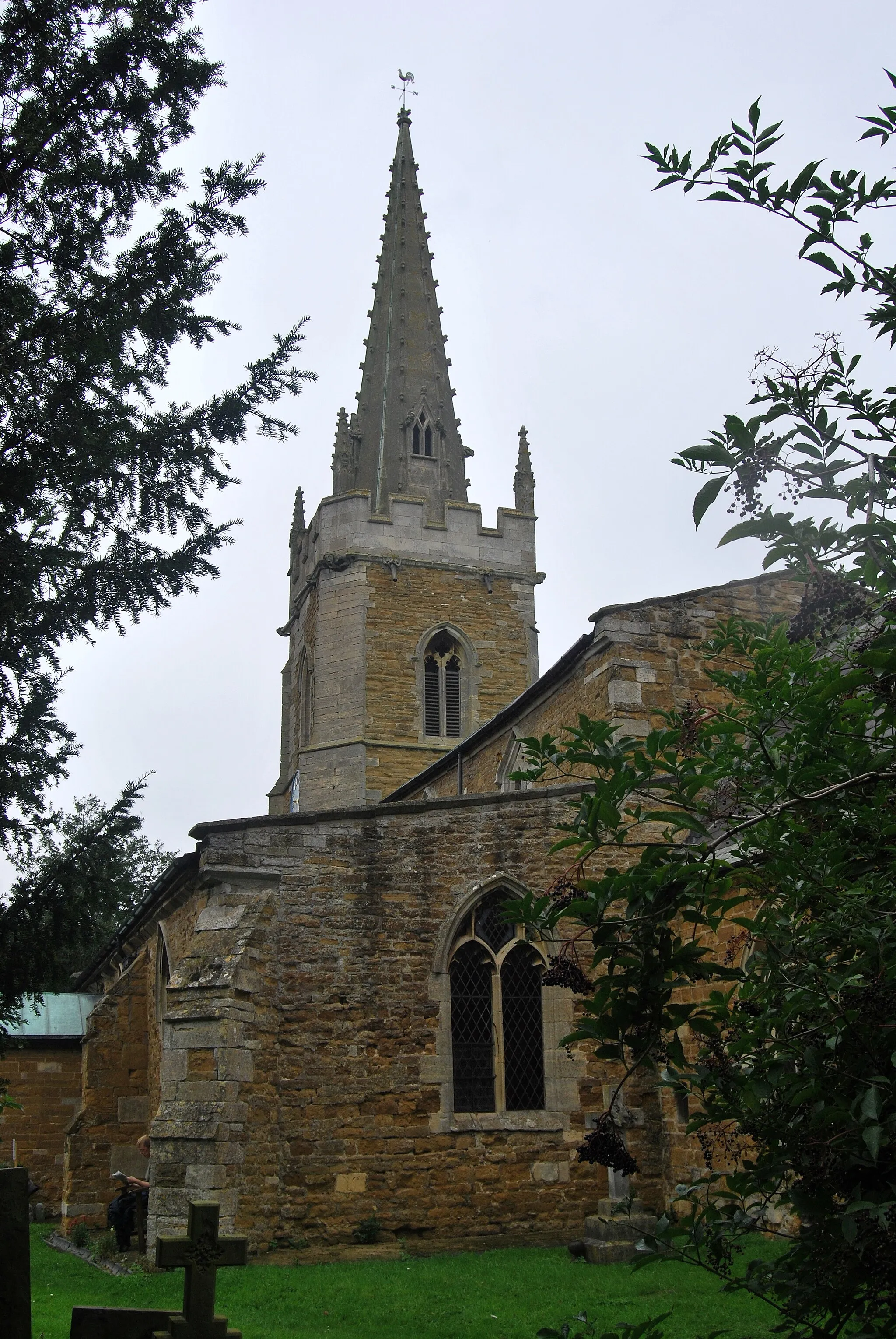 Photo showing: St Peter's Church Redmile Leicestershire