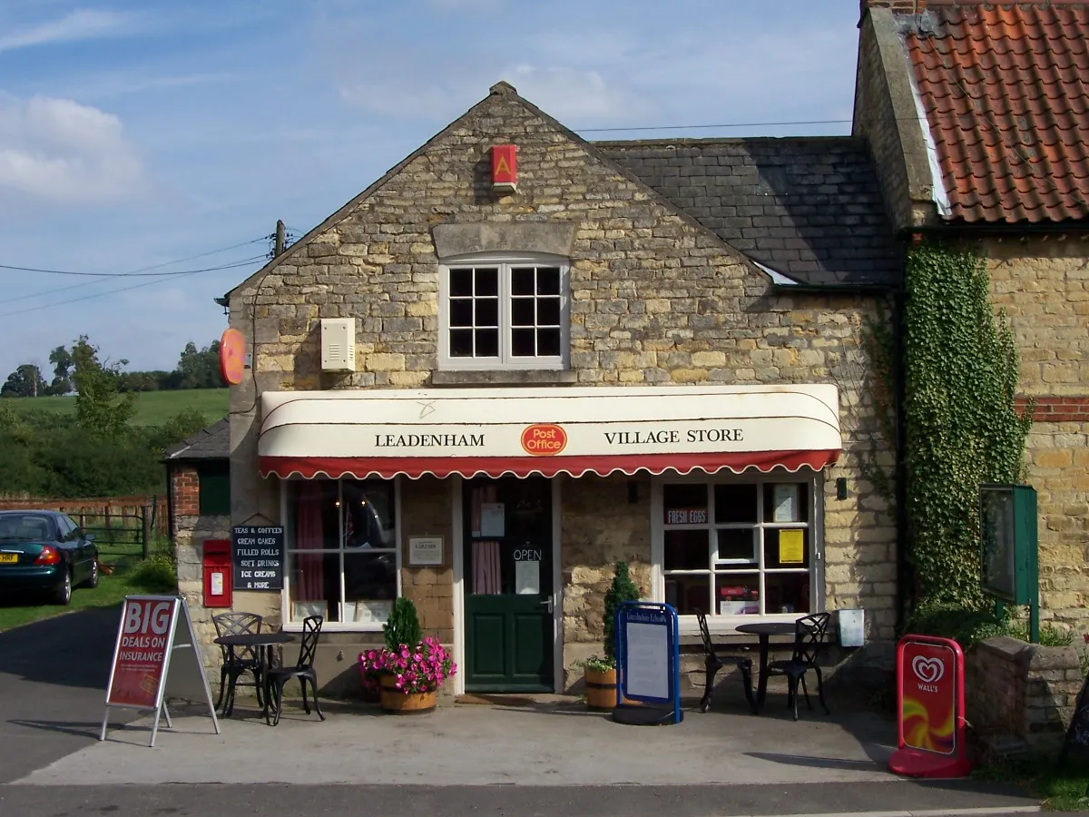 Photo showing: Village post office at Leadenham, Lincolnshire, UK