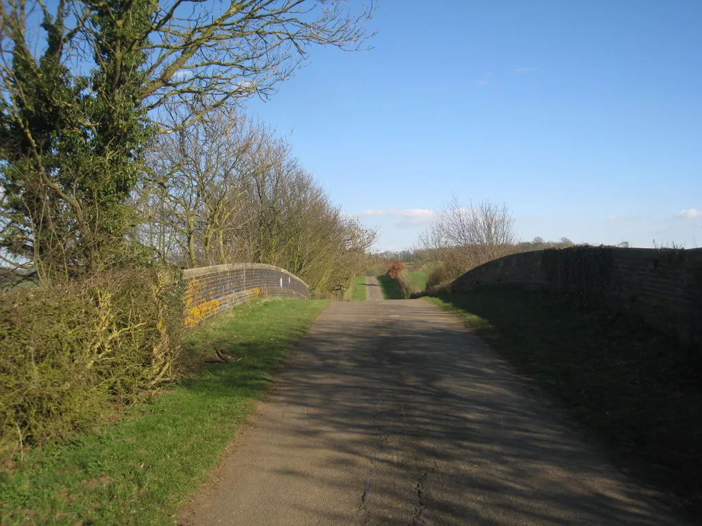 Photo showing: Bridge over the Former Railway on Hooks Lane