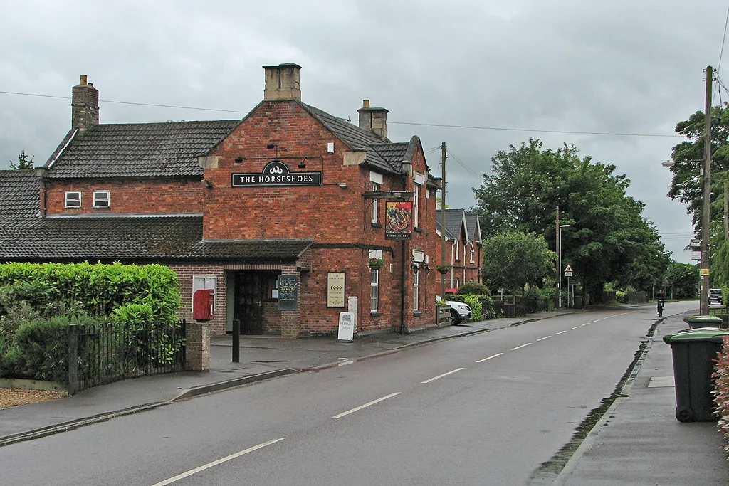 Photo showing: Silk Willoughby: The Horseshoes