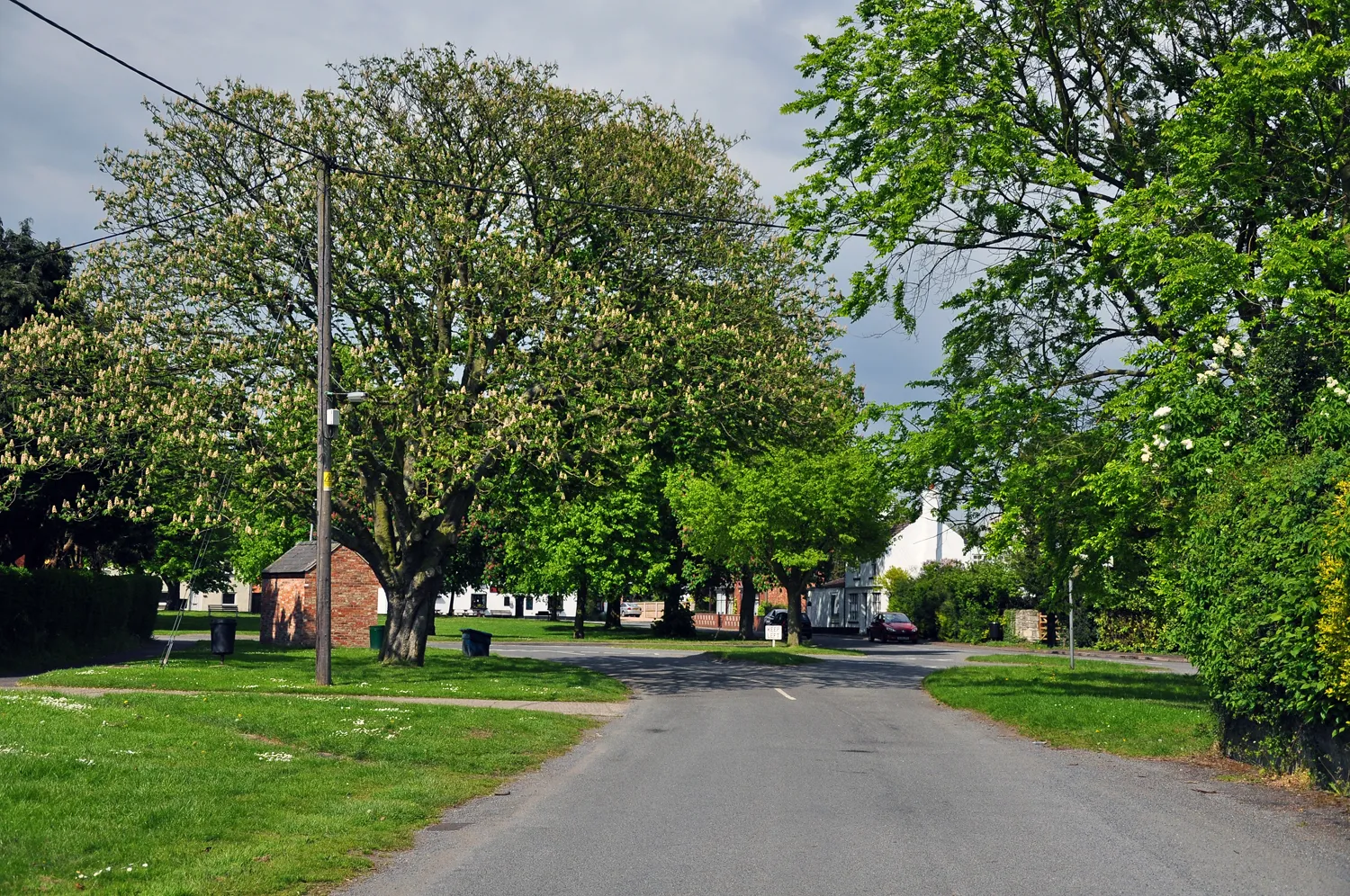 Photo showing: Approaching the green - Helpringham