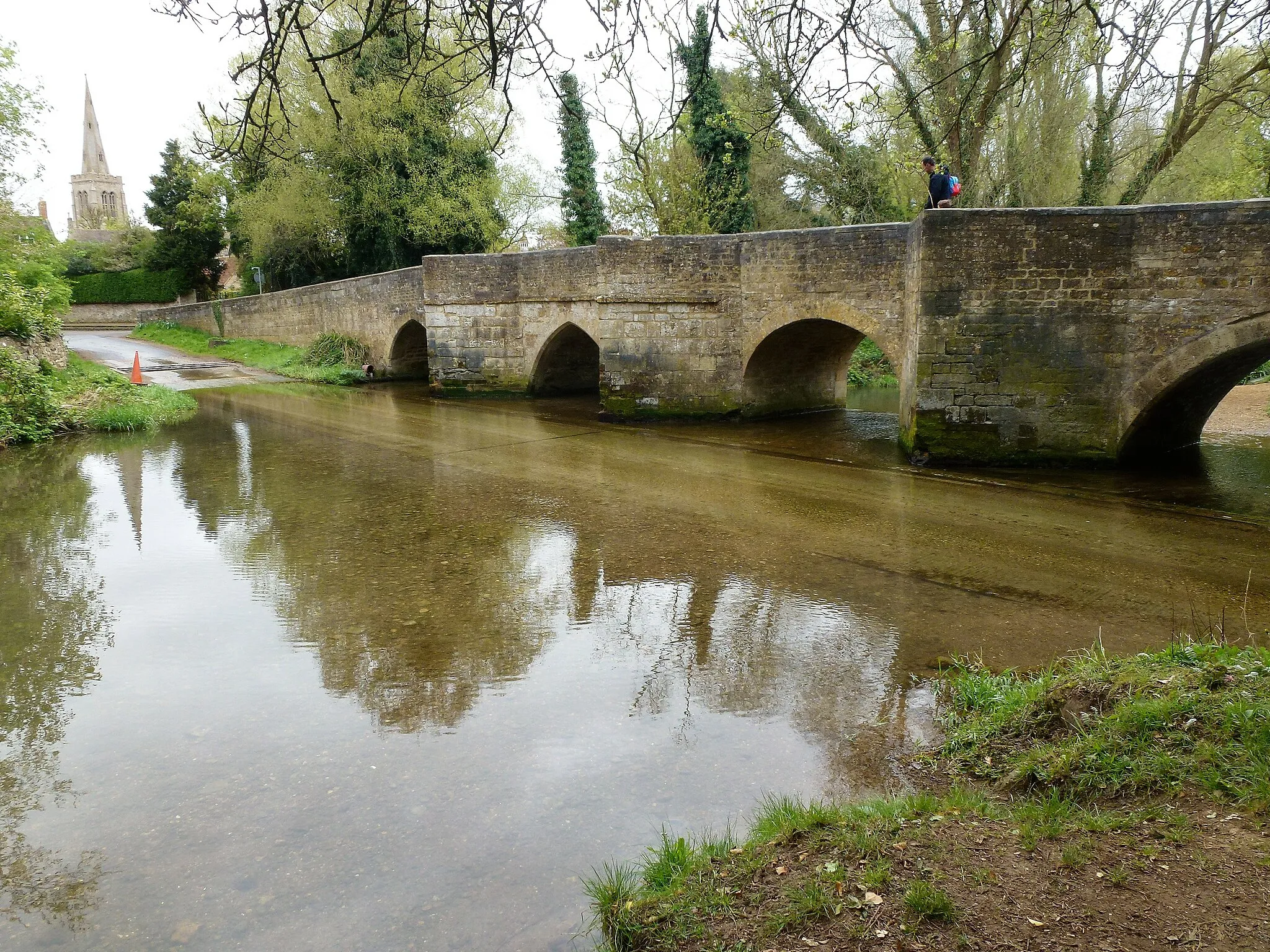 Photo showing: Bridge, ford and river in Geddington