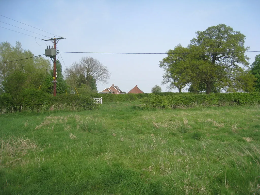 Photo showing: Elsham Lane at South Owersby